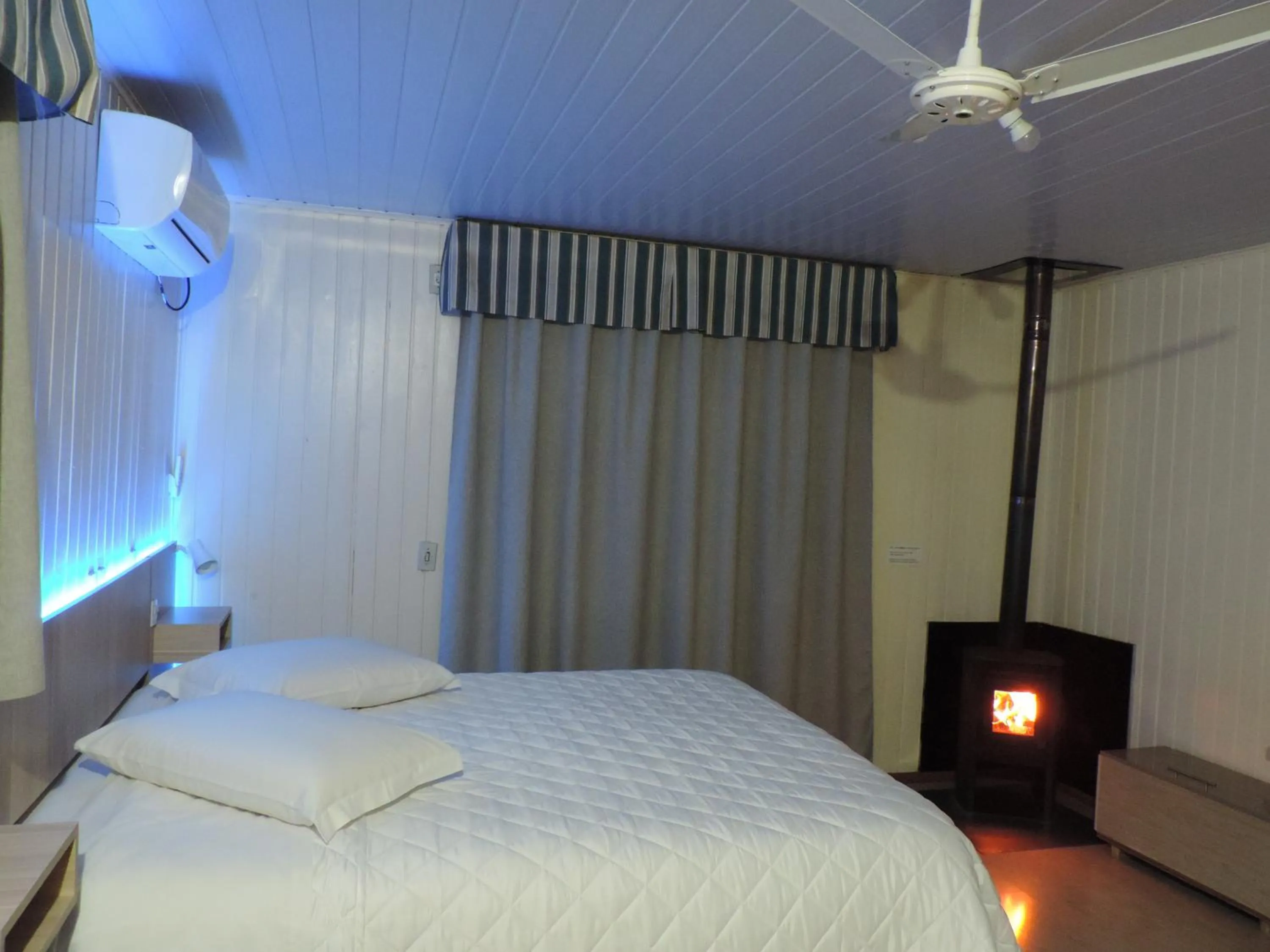 Bed in Cabanas Costaneira