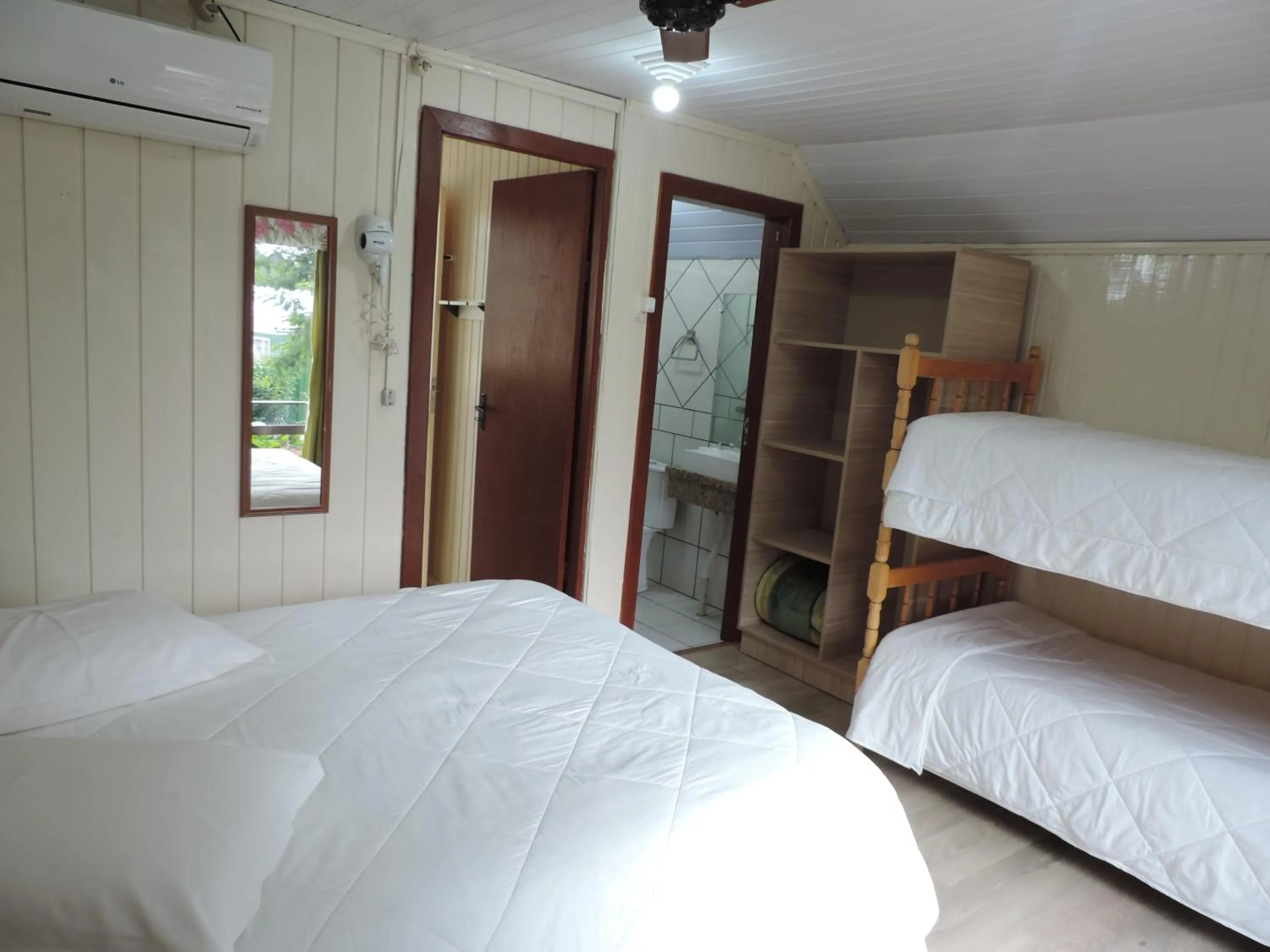 Bed in Cabanas Costaneira