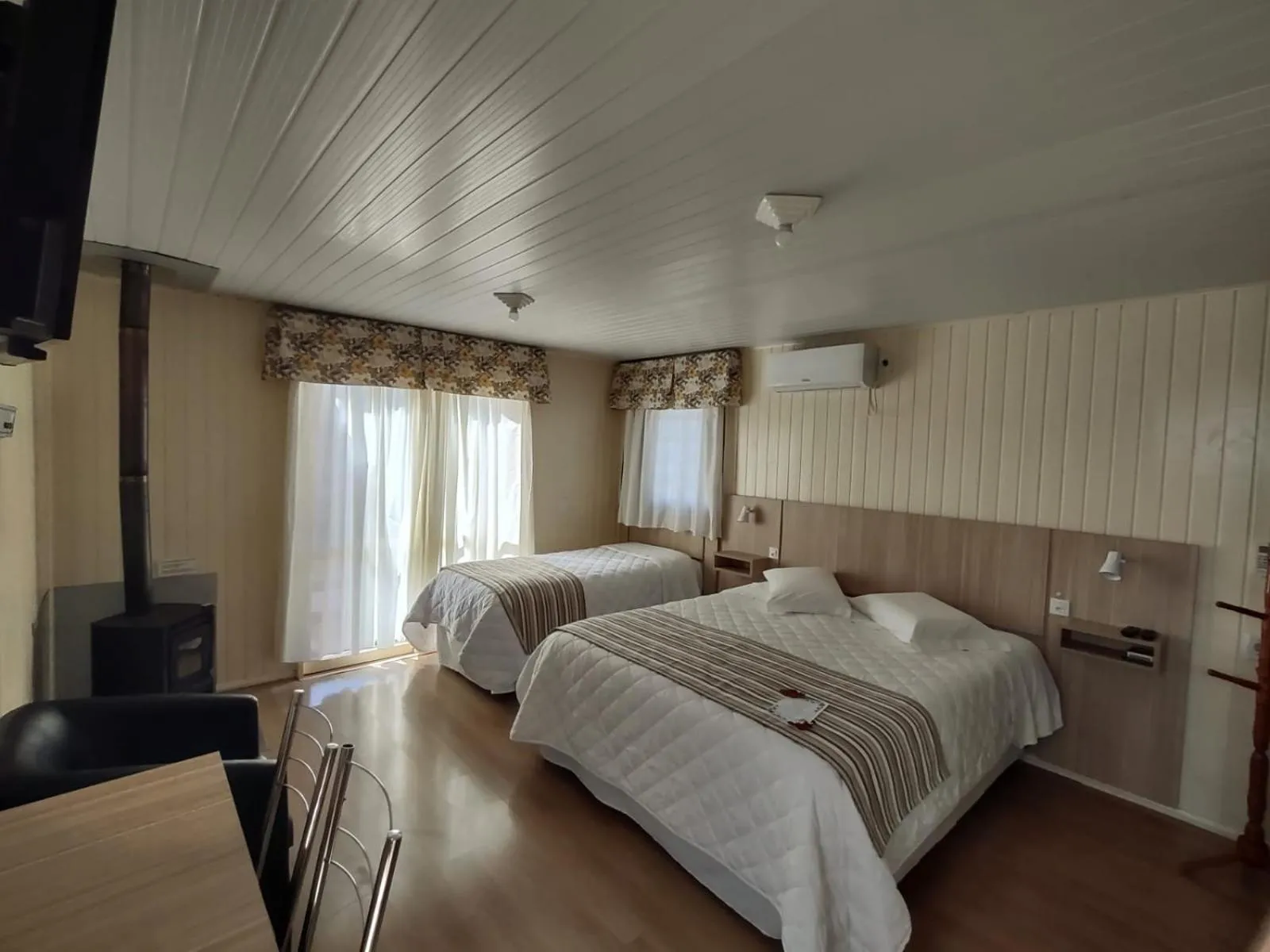 Bed in Cabanas Costaneira