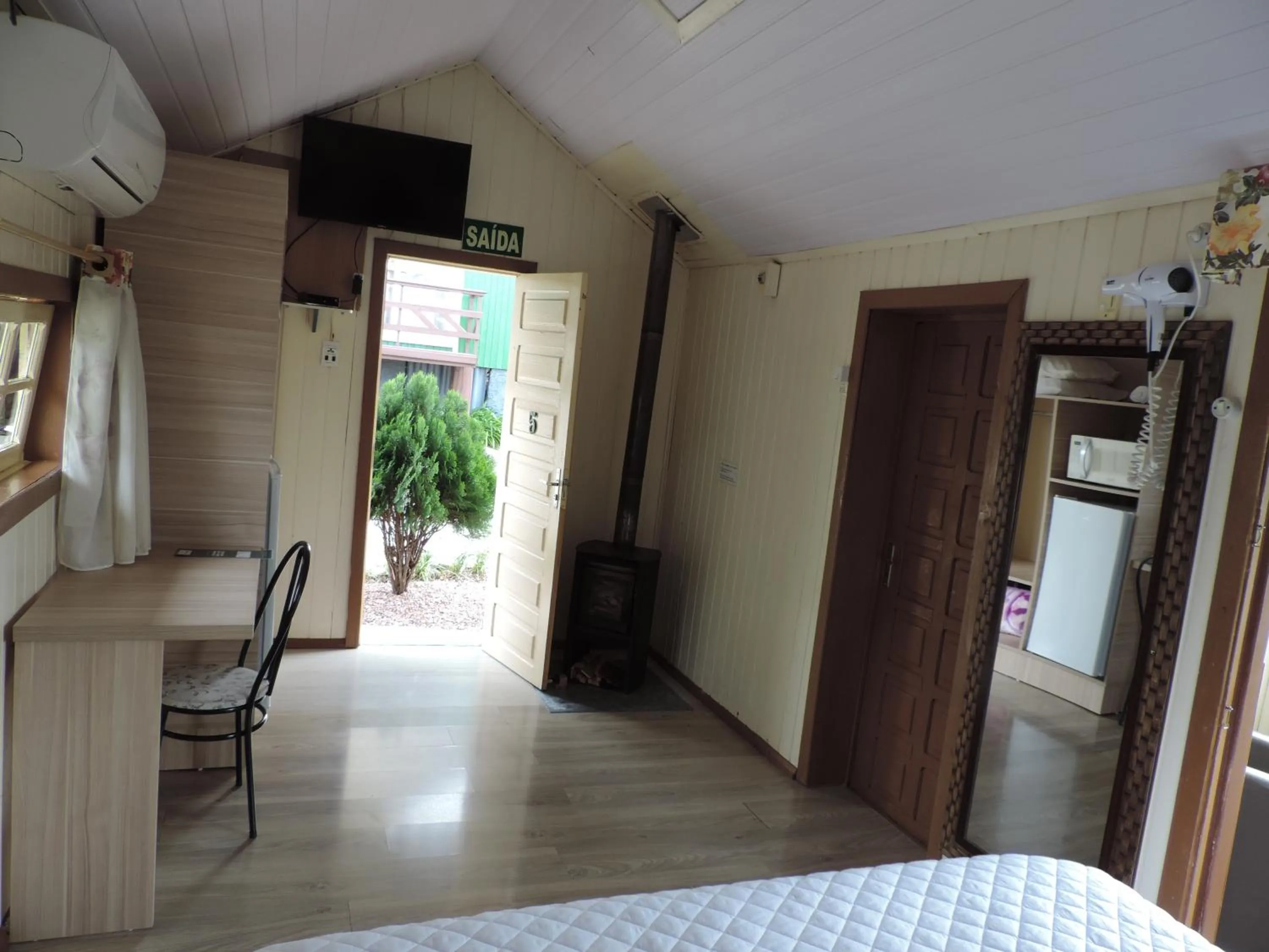 Bed in Cabanas Costaneira