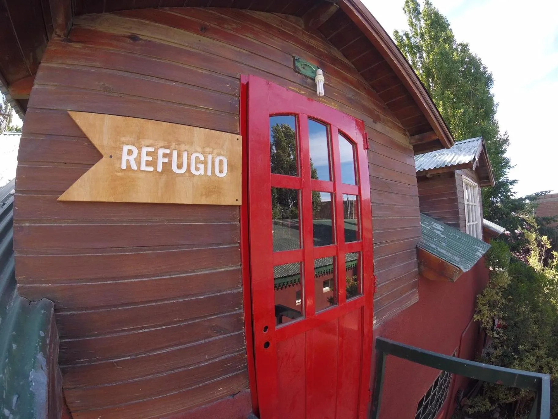 Area and facilities in Hostel Los Pioneros