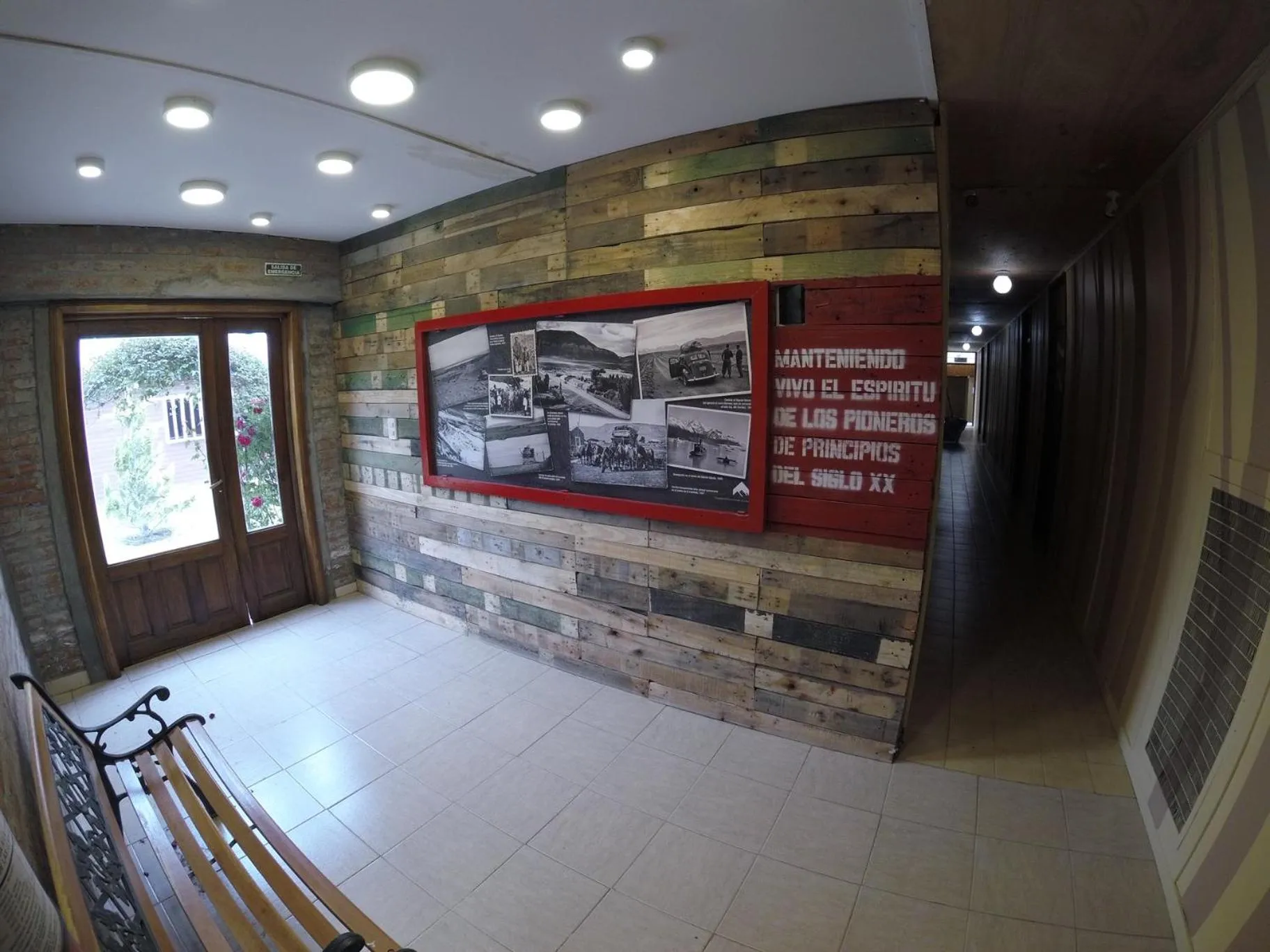 Area and facilities in Hostel Los Pioneros