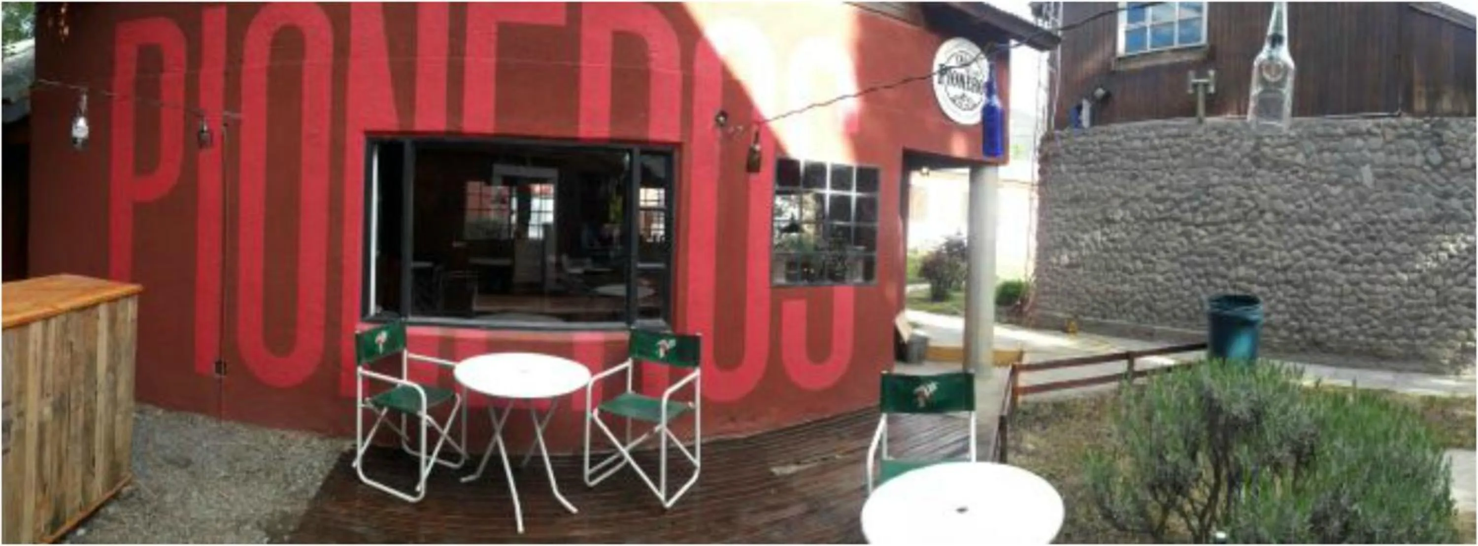 Garden in Hostel Los Pioneros