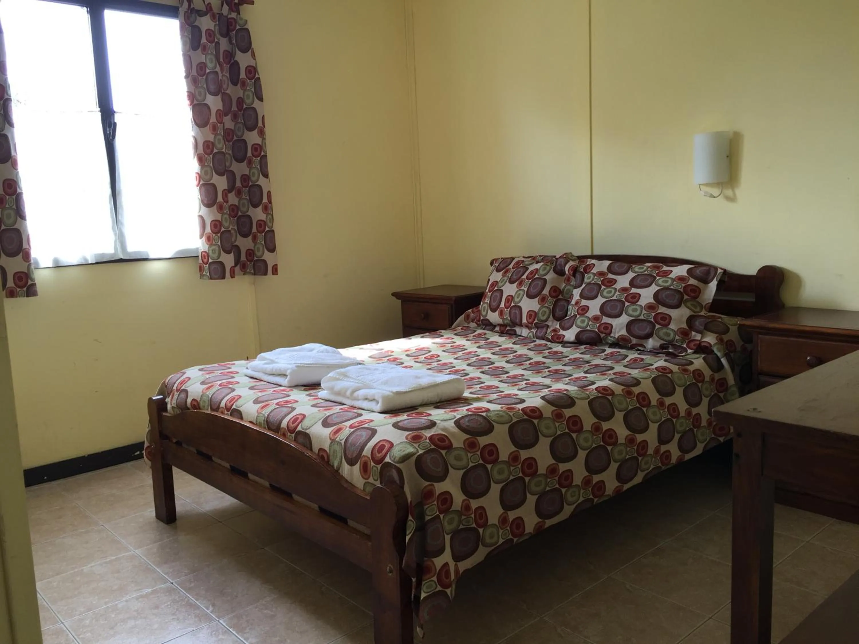 Bedroom, Bed in Hostel Los Pioneros