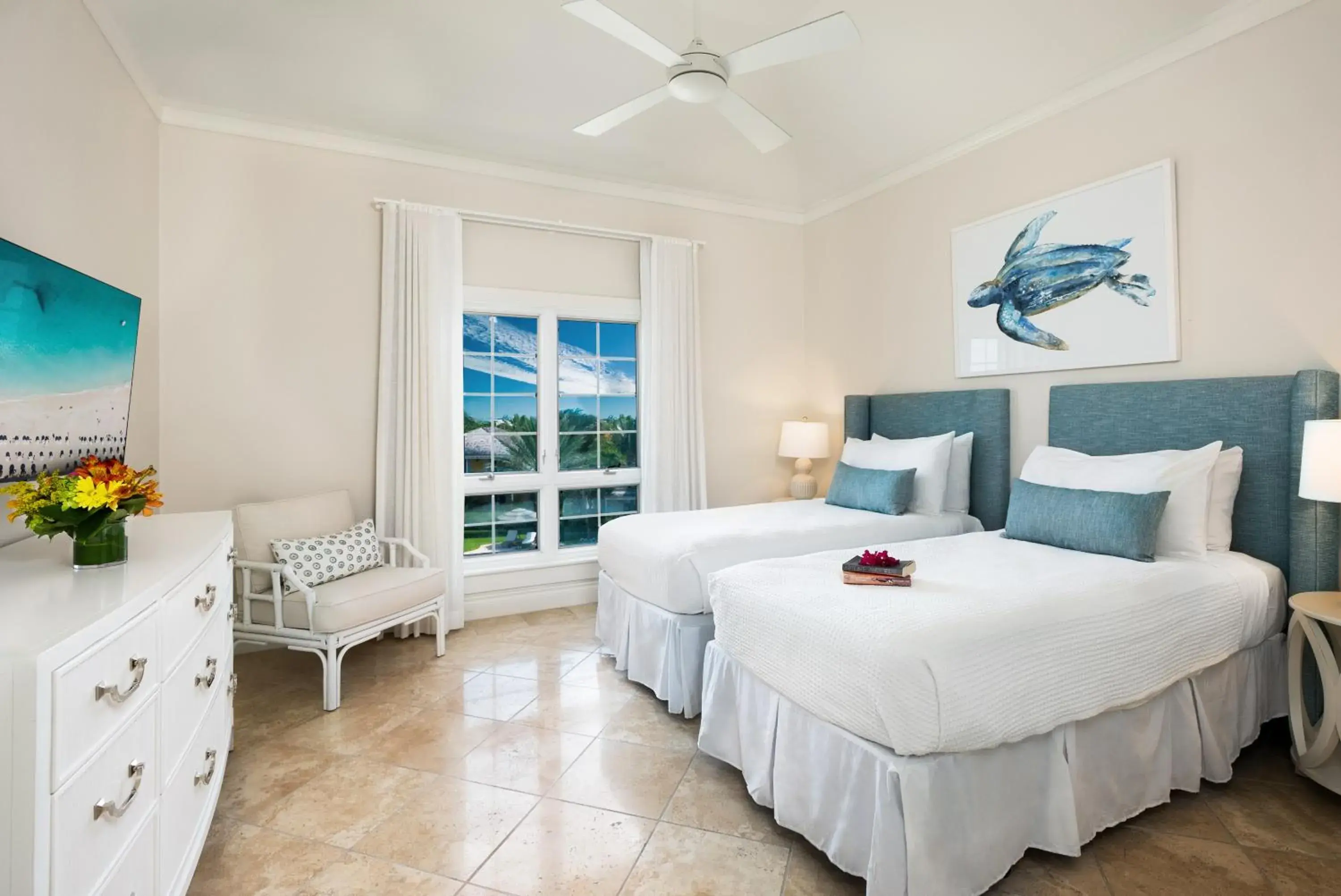 Oceanfront Suite Two Bedroom in Point Grace Oceanfront Suite Two Bedroom in Point Grace