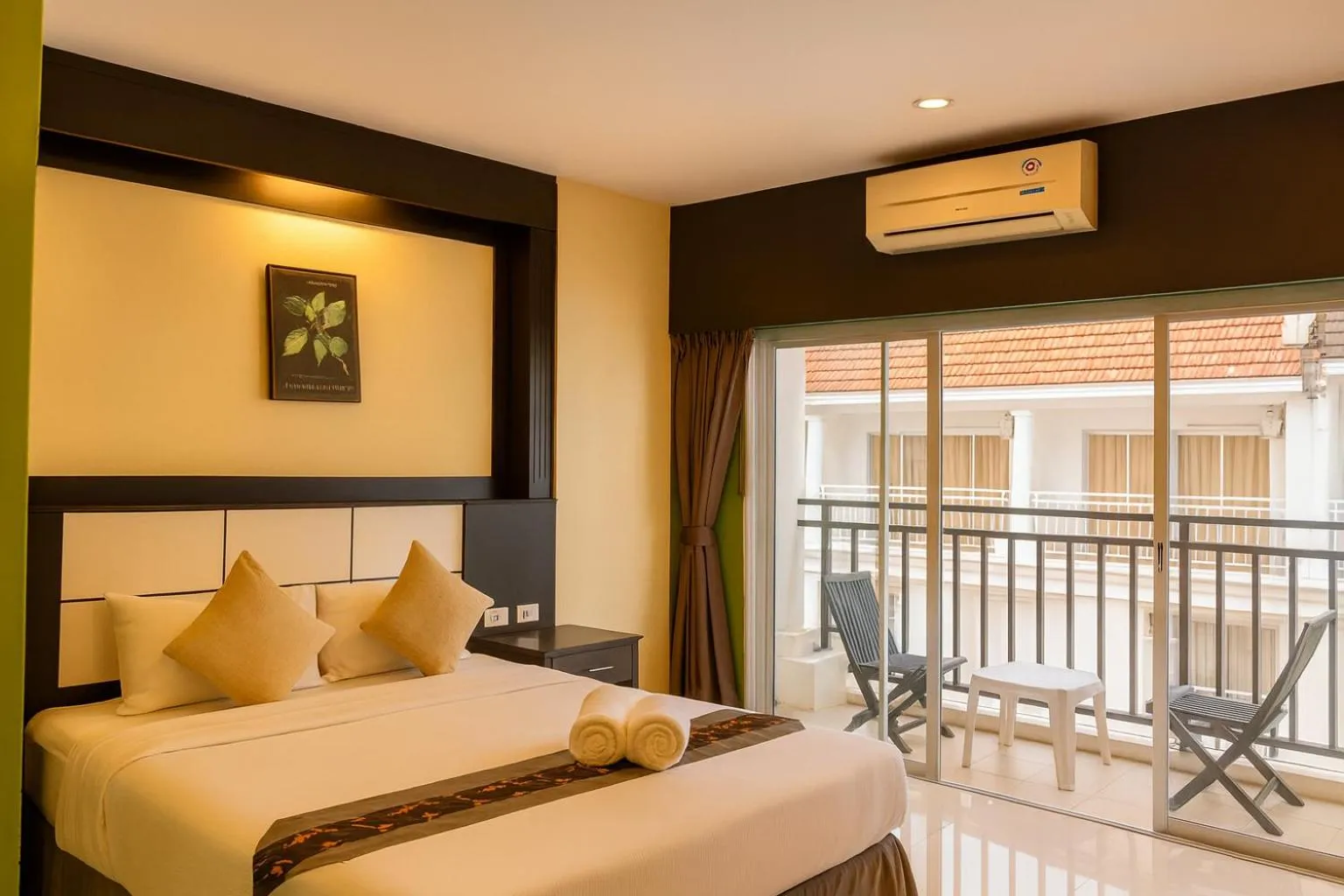 Bed in Star House Patong