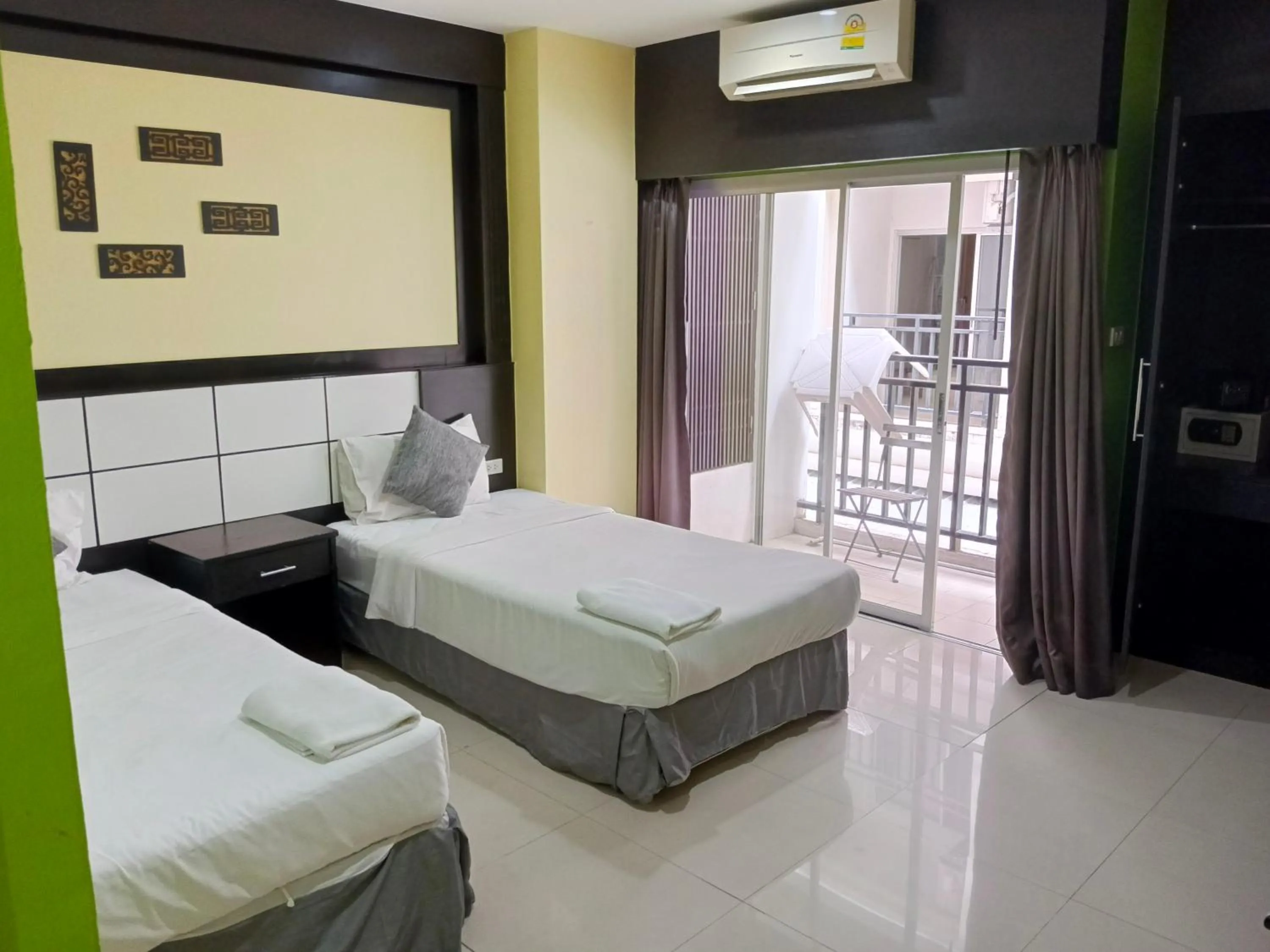 Bed in Star House Patong
