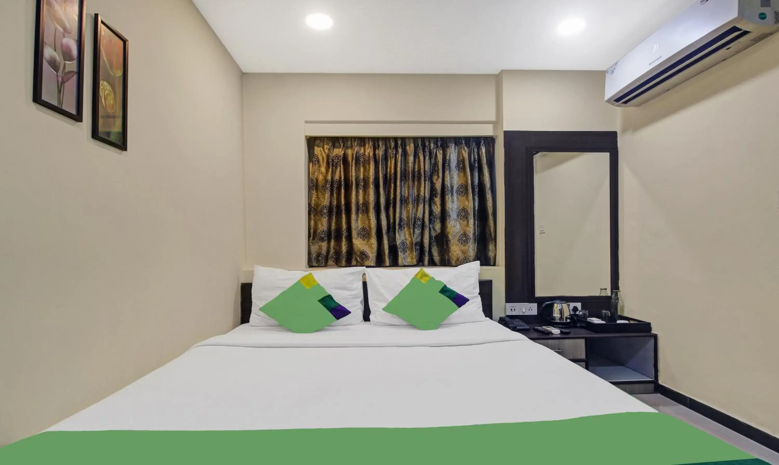 Economy Room - single occupancy in Treebo Naman'S Inn Near Kalighat Mandir Economy Room - single occupancy in Treebo Naman'S Inn Near Kalighat Mandir