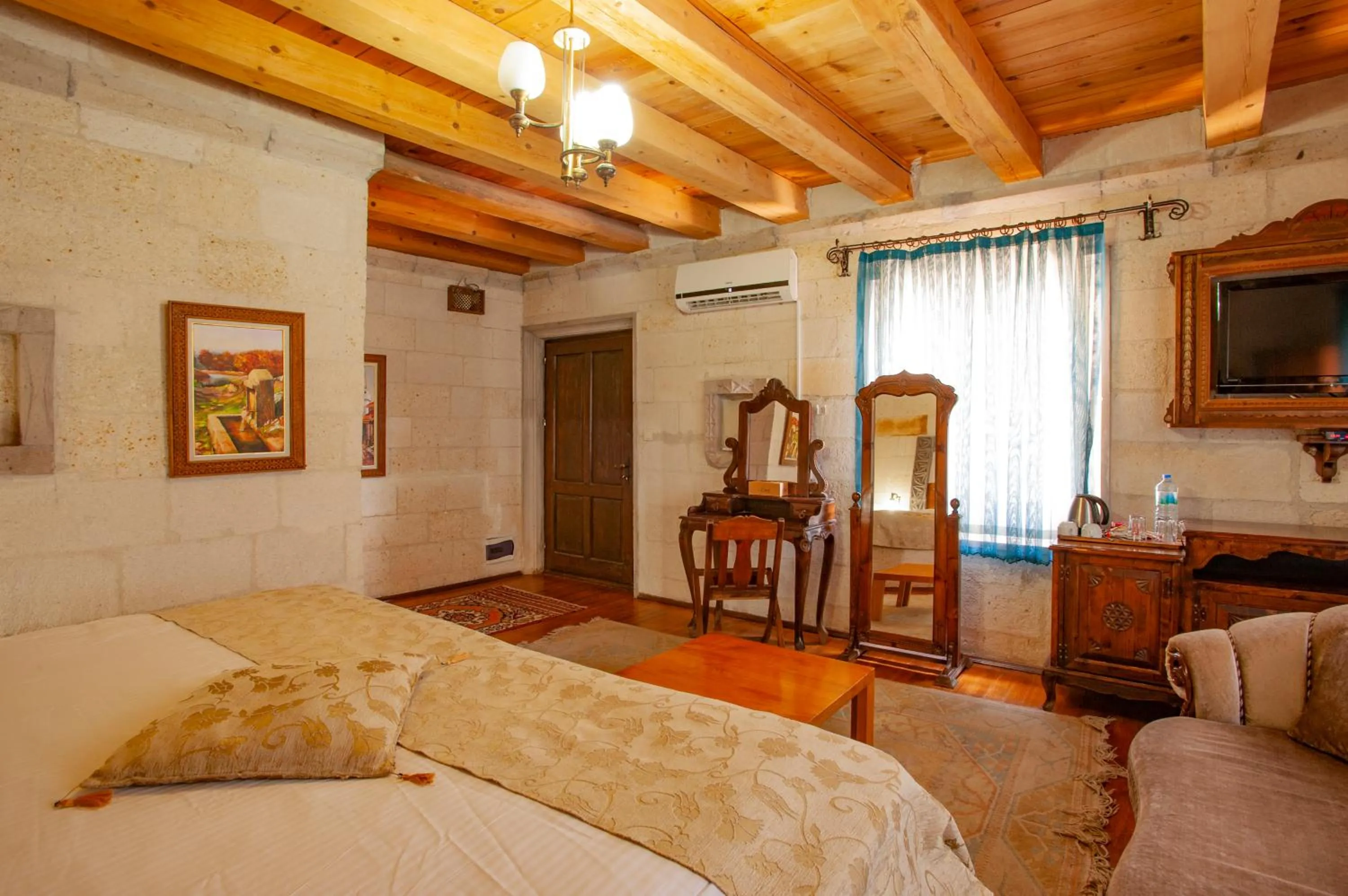 Photo of the whole room in Ottoman Cave Suites