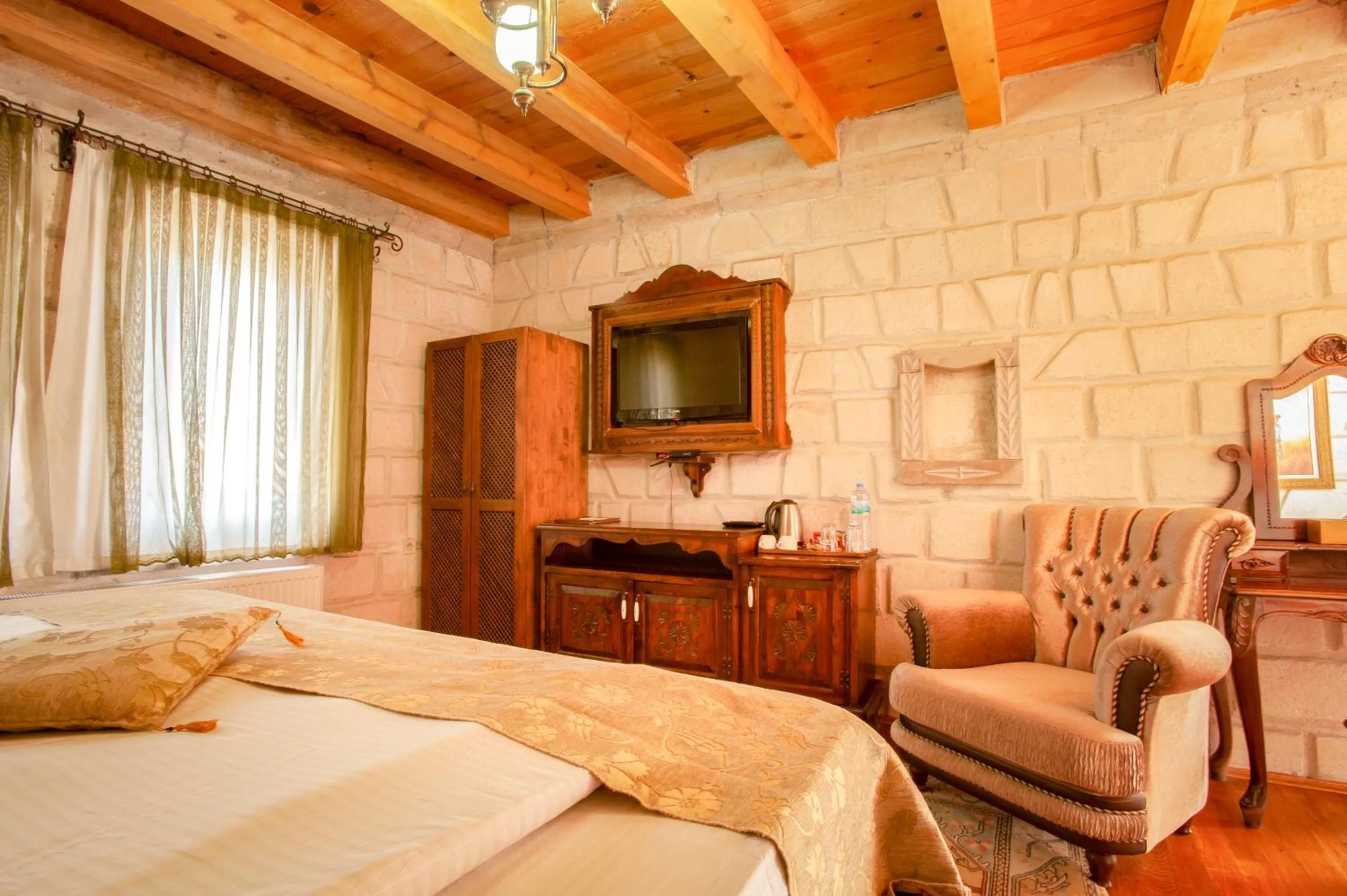 Photo of the whole room in Ottoman Cave Suites