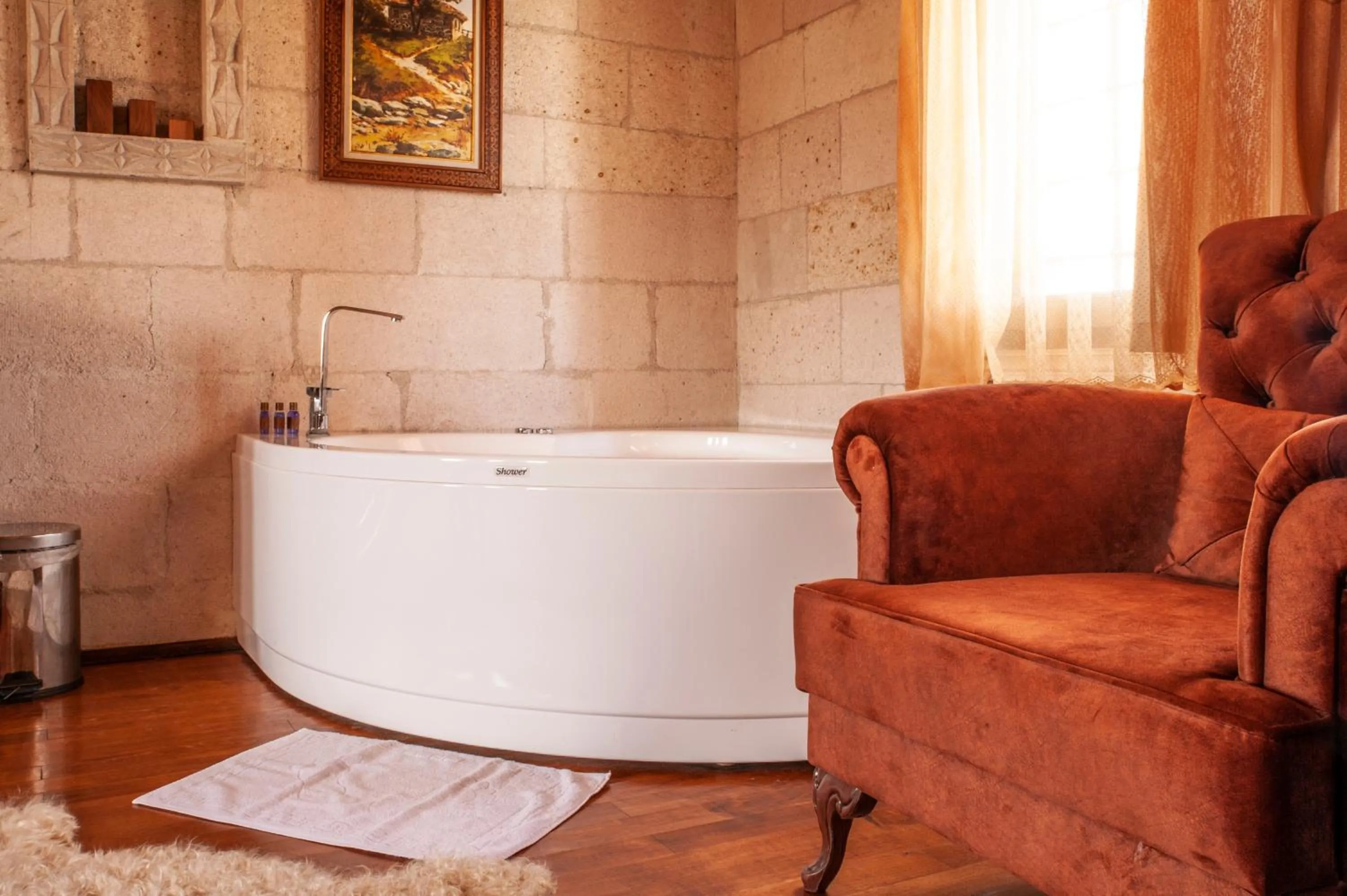 Bath in Ottoman Cave Suites