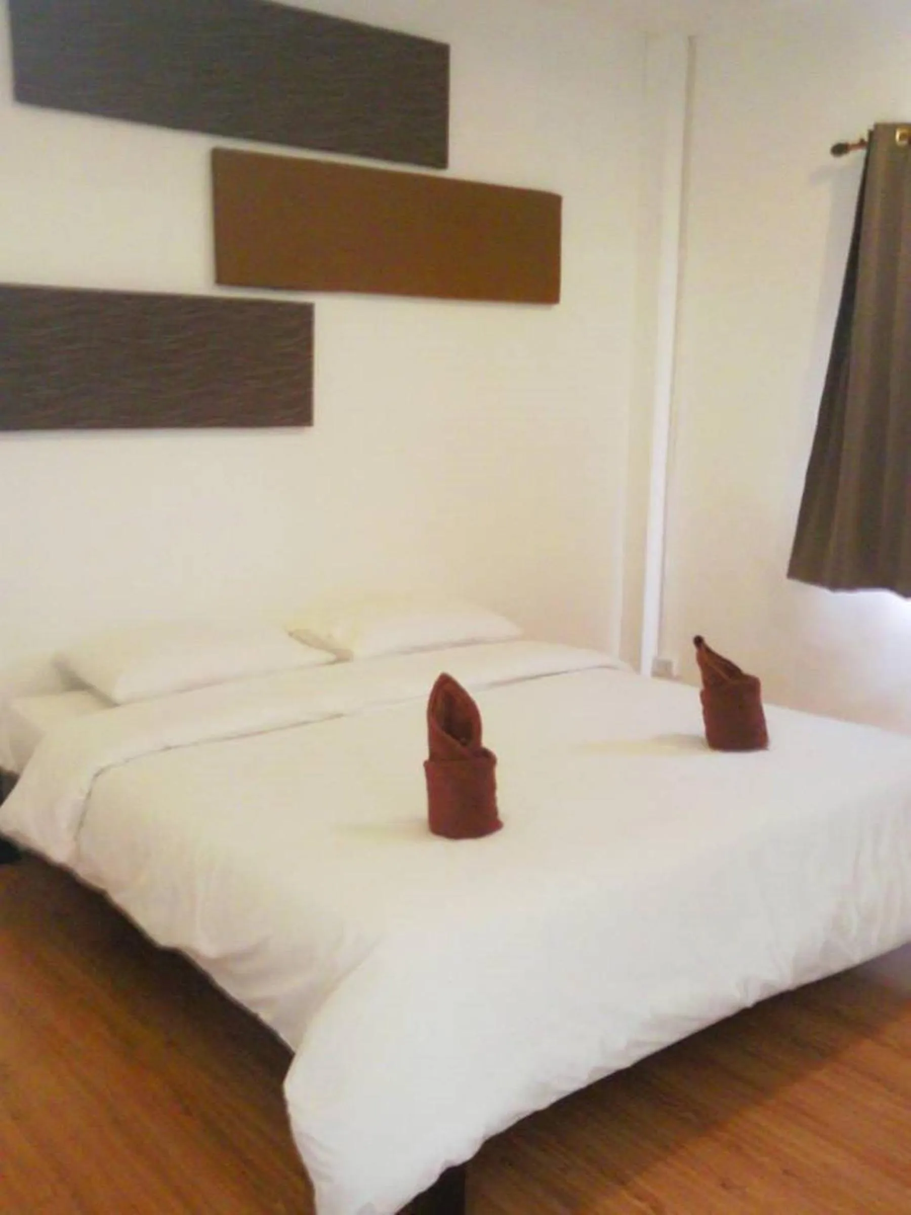 Bedroom, Bed in Laos Haven Hotel