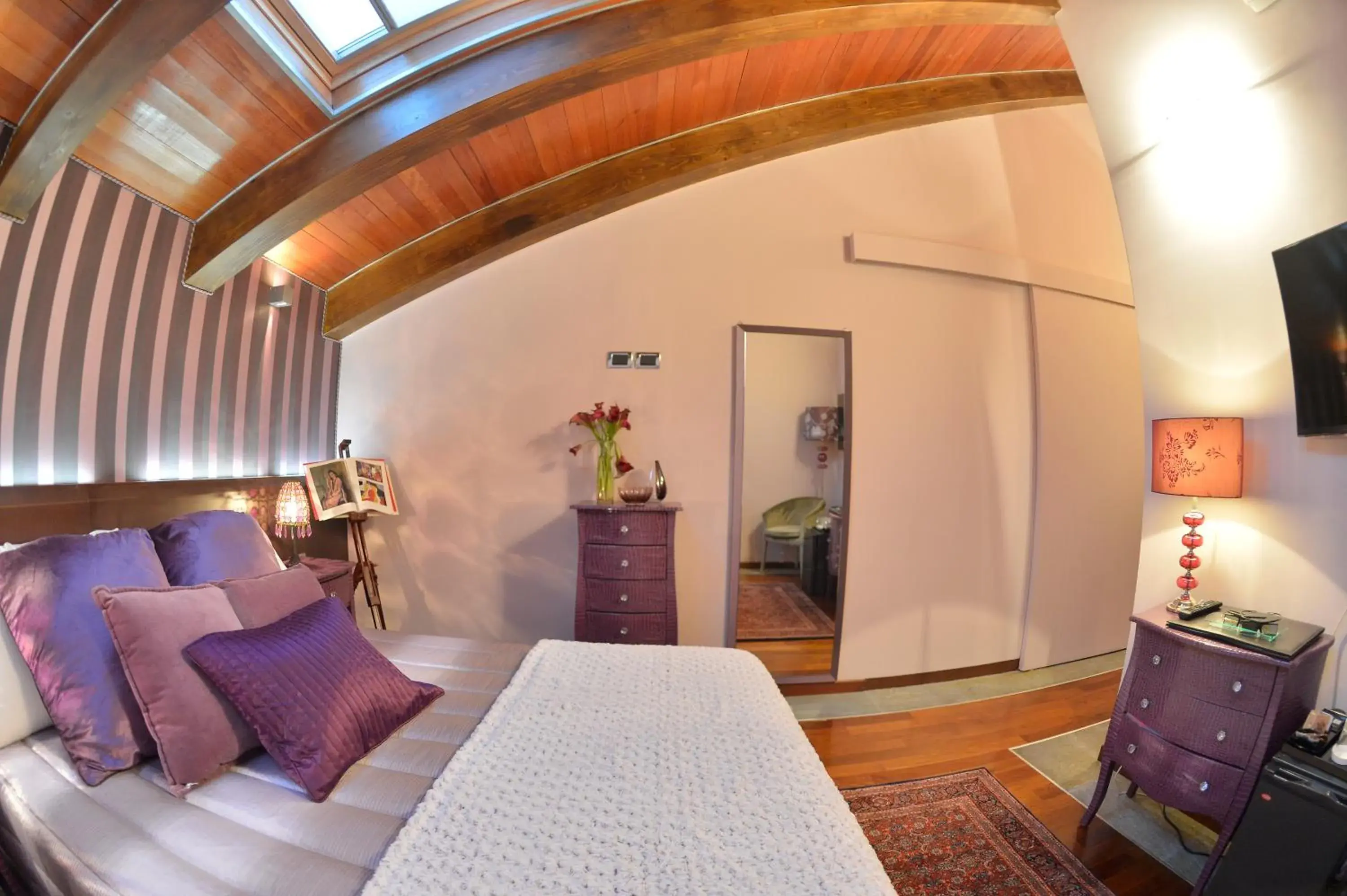 Photo of the whole room, Bed in Hotel Dei Pittori Photo of the whole room, Bed in Hotel Dei Pittori