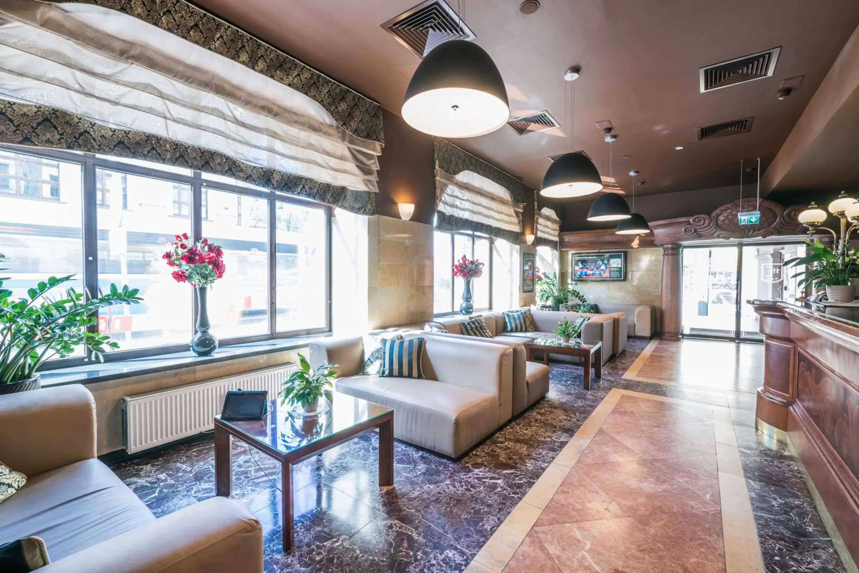 Lobby or reception in Hotel Europejski Wrocław Centrum Lobby or reception in Hotel Europejski Wrocław Centrum