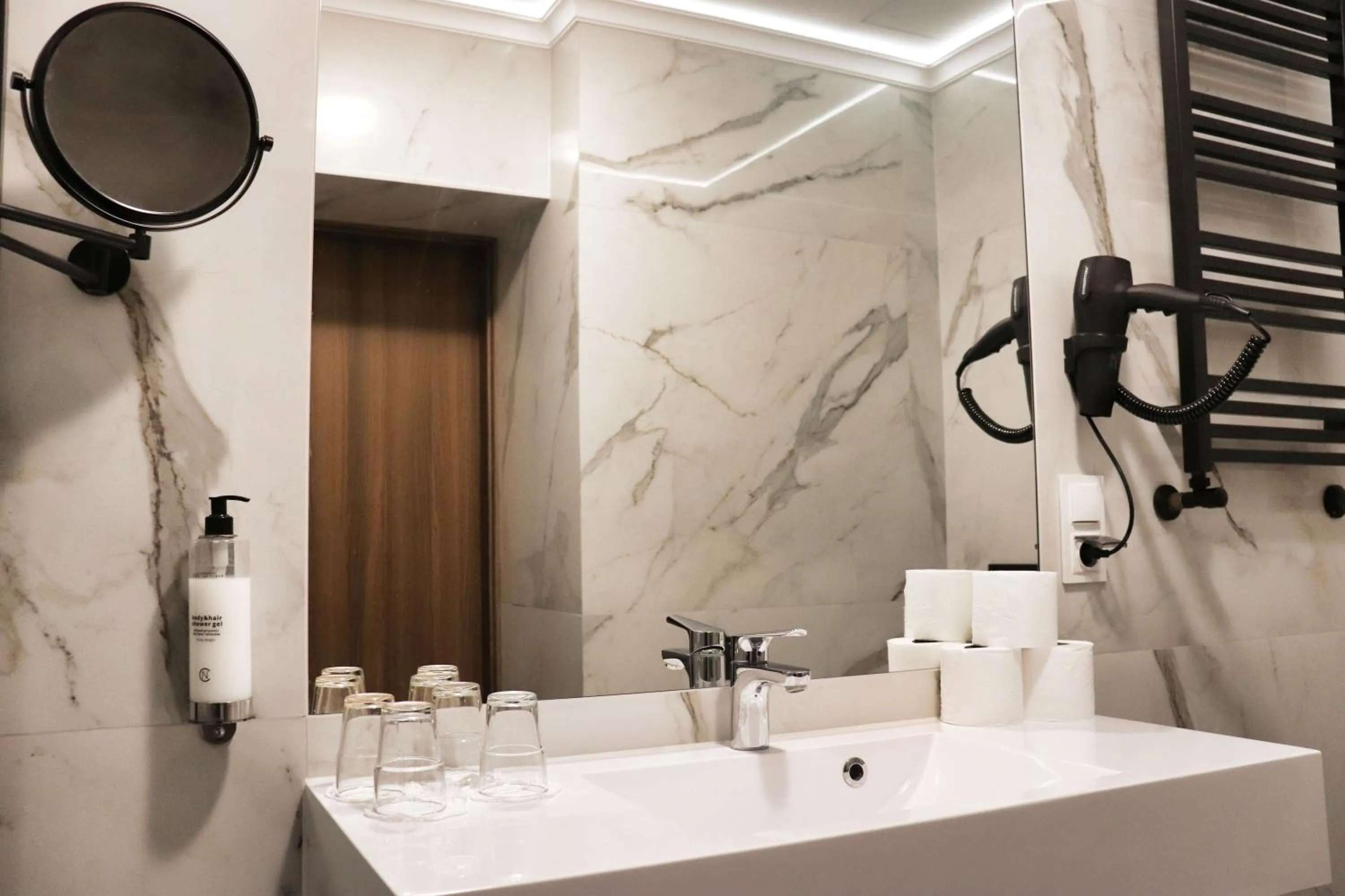 Bathroom in Hotel Europejski Wrocław Centrum