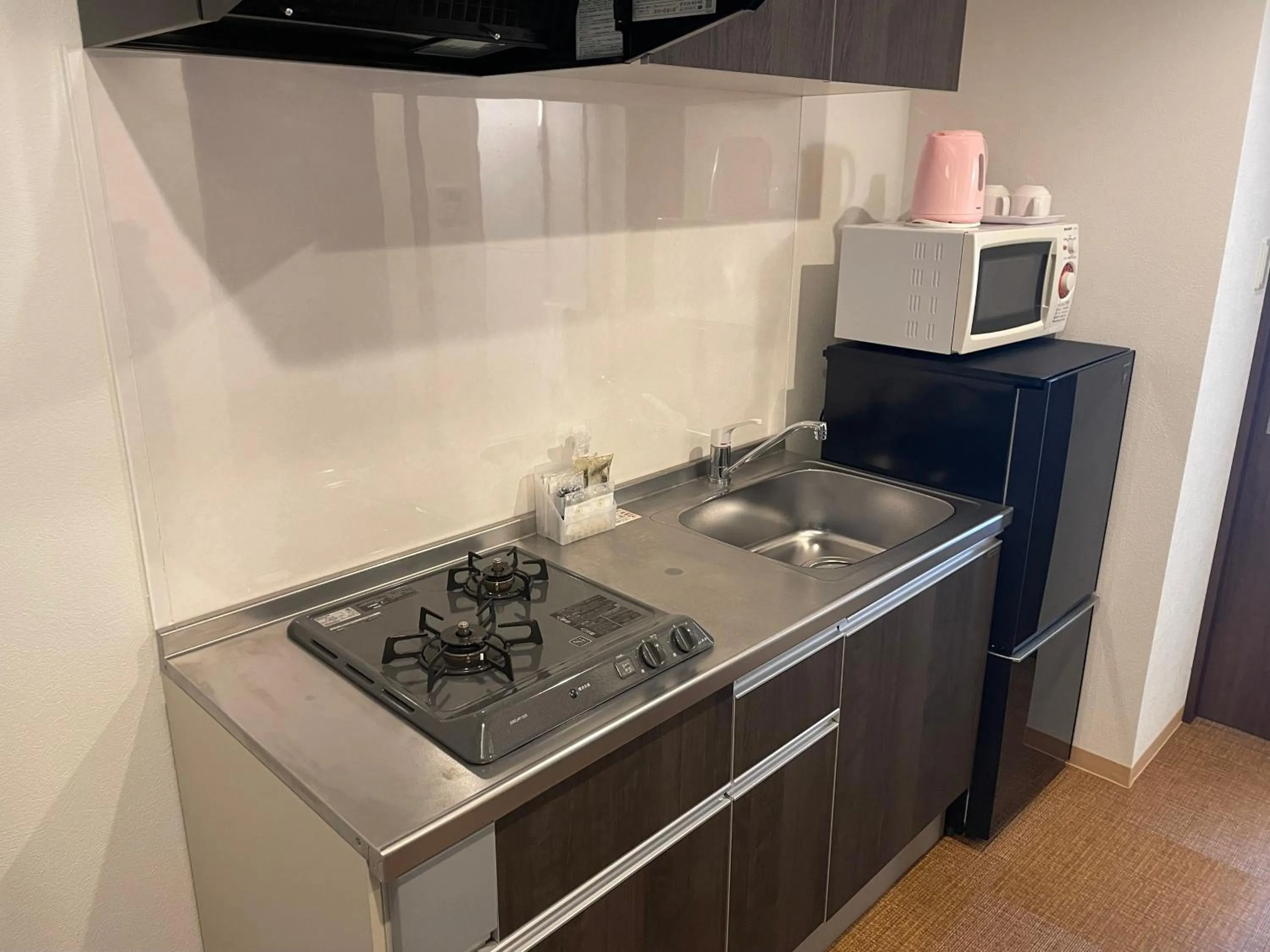 Kitchen or kitchenette in BiBi Hotel Cosmos Shintoshin