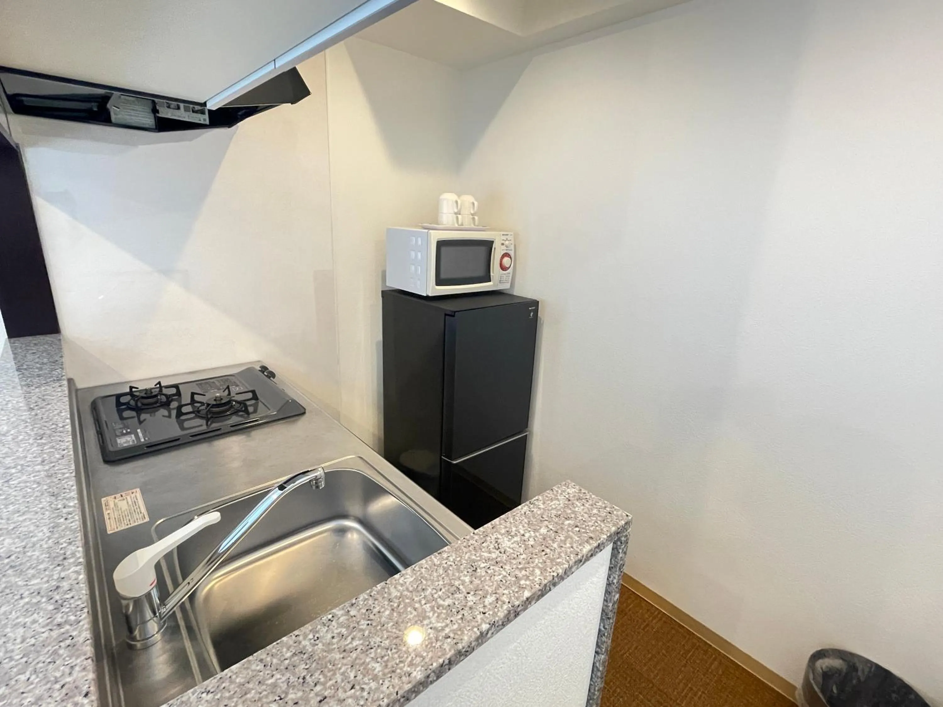 Kitchen or kitchenette in BiBi Hotel Cosmos Shintoshin