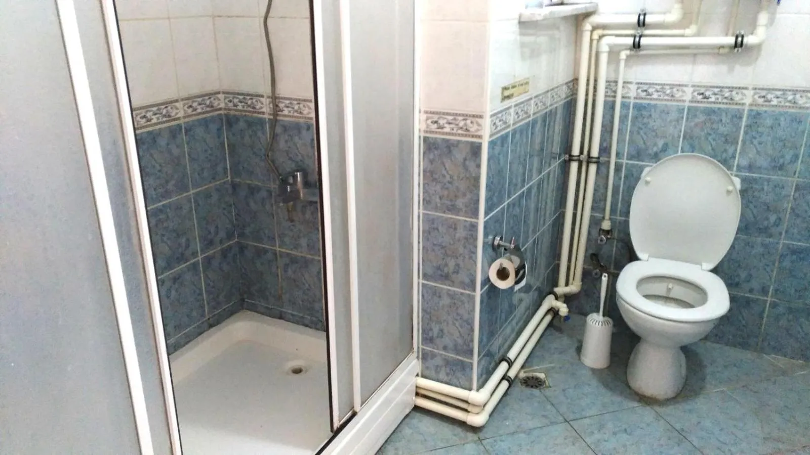 Area and facilities in Kevin's Hostel