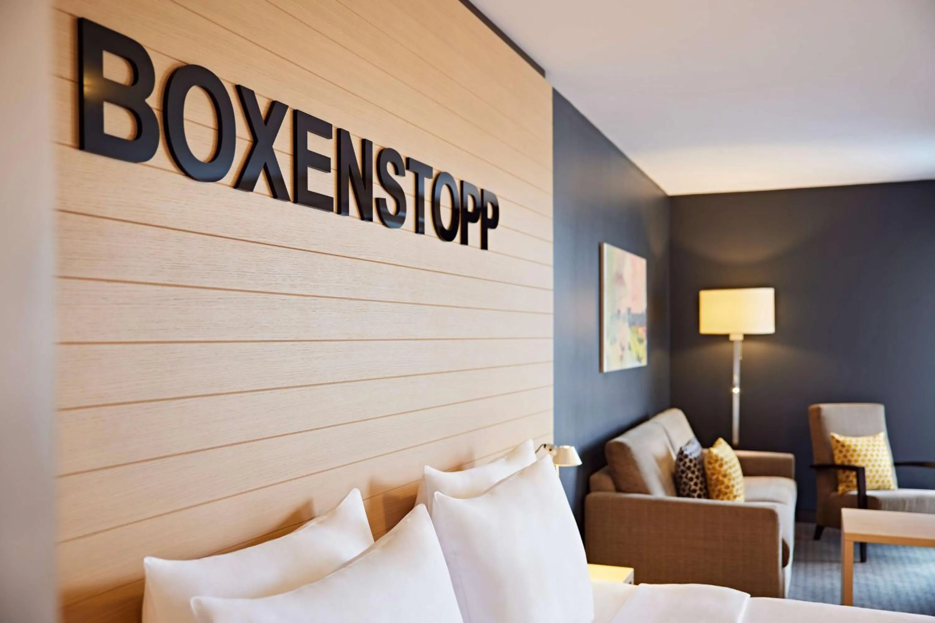 Photo of the whole room in Nürburgring Congress Hotel