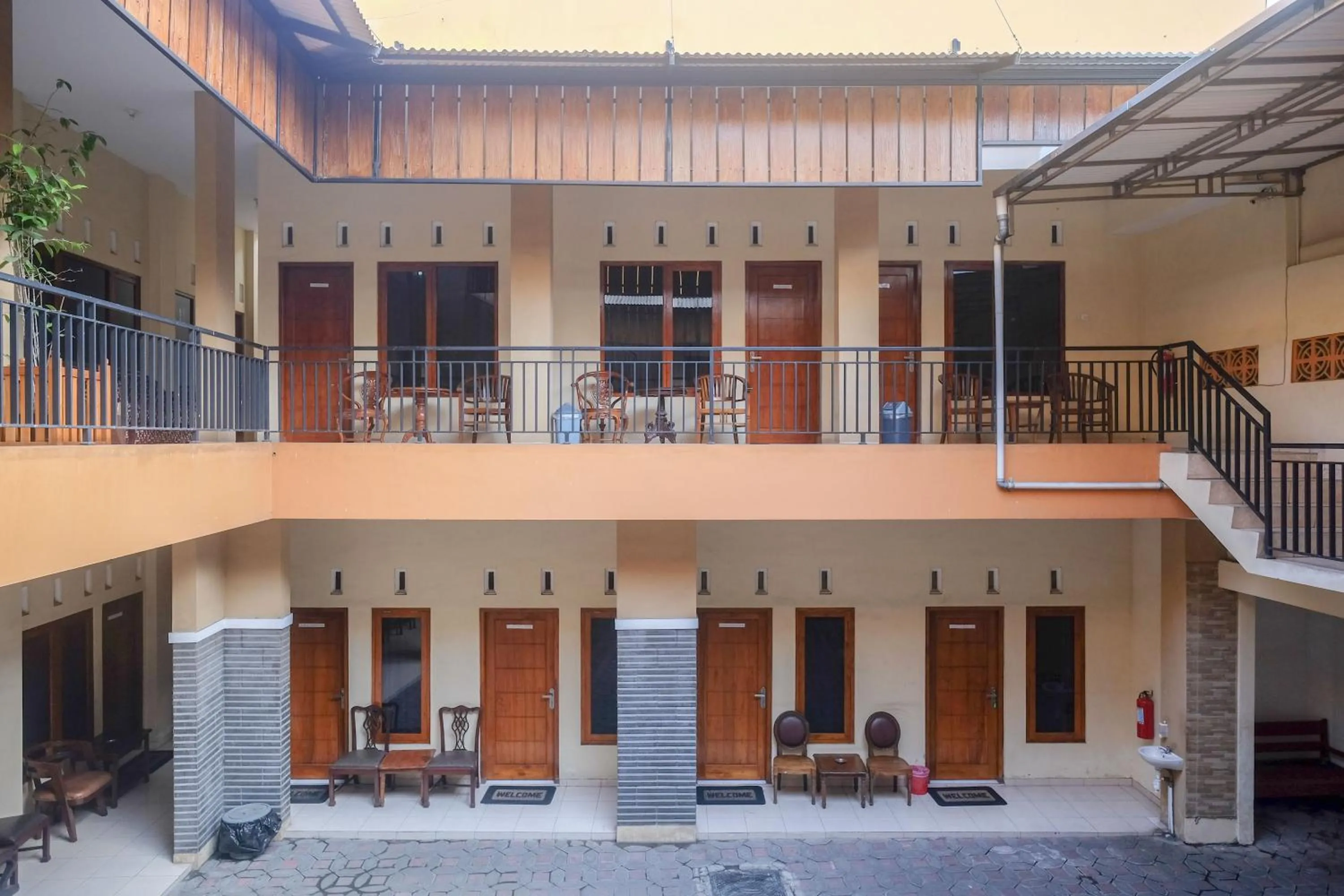 Property building in Urbanview Syariah Wisma Wongso Borobudur