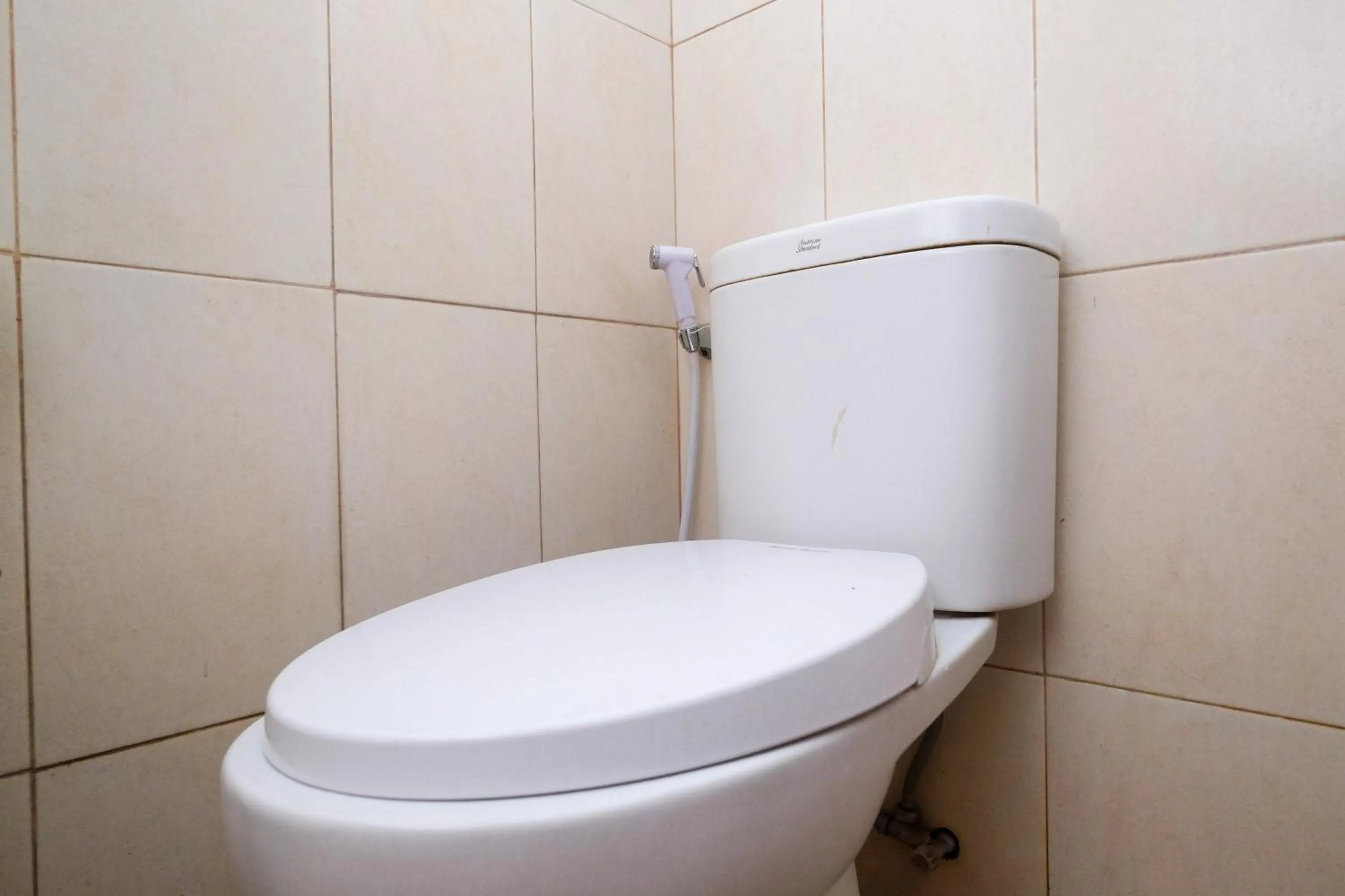 Bathroom in Urbanview Syariah Wisma Wongso Borobudur