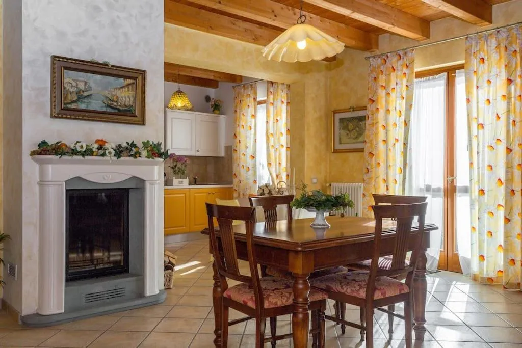Dining area in Bed & Breakfast Lucy
