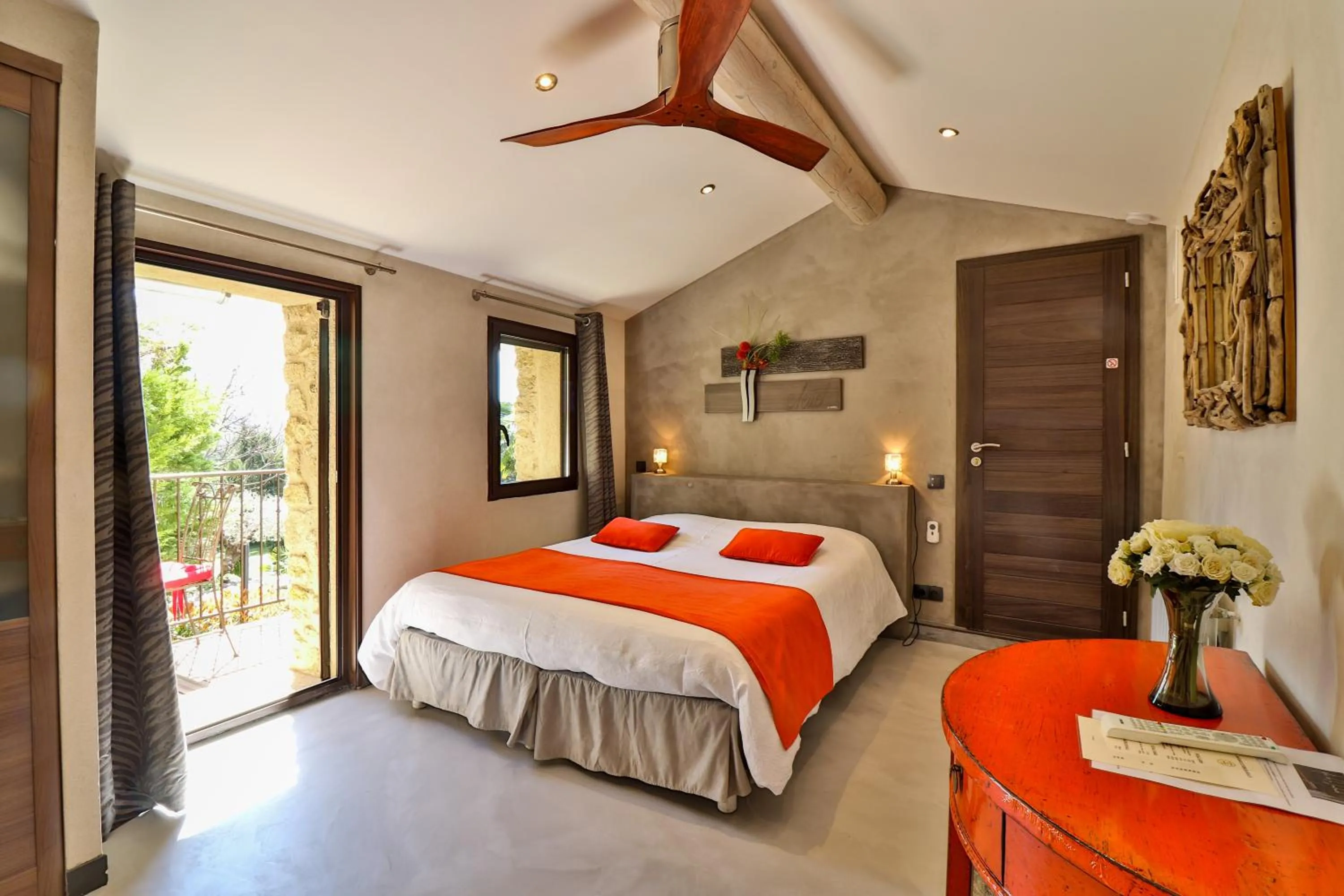 Bed in Le Mas de la Lombarde