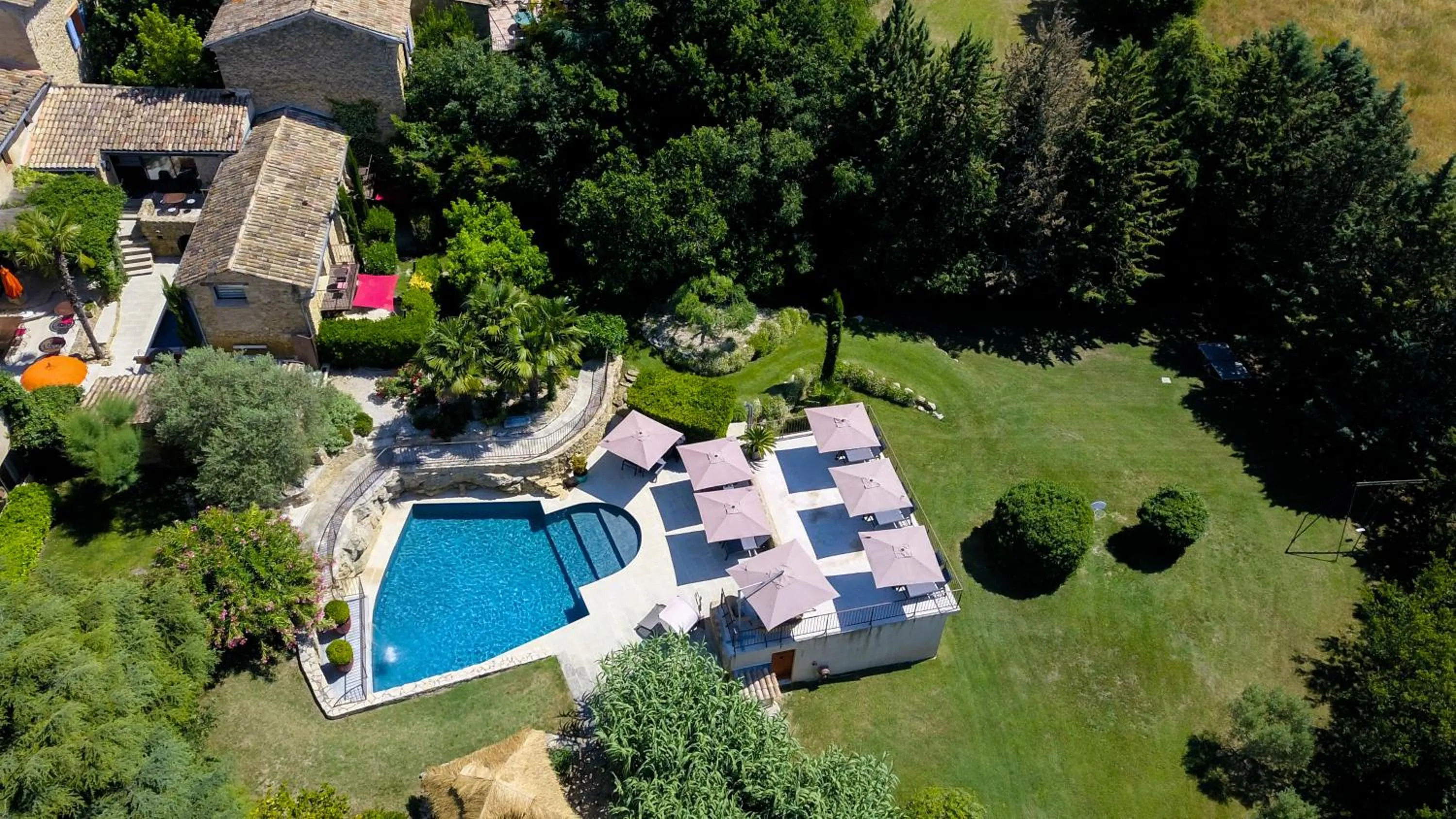 Bird's eye view in Le Mas de la Lombarde