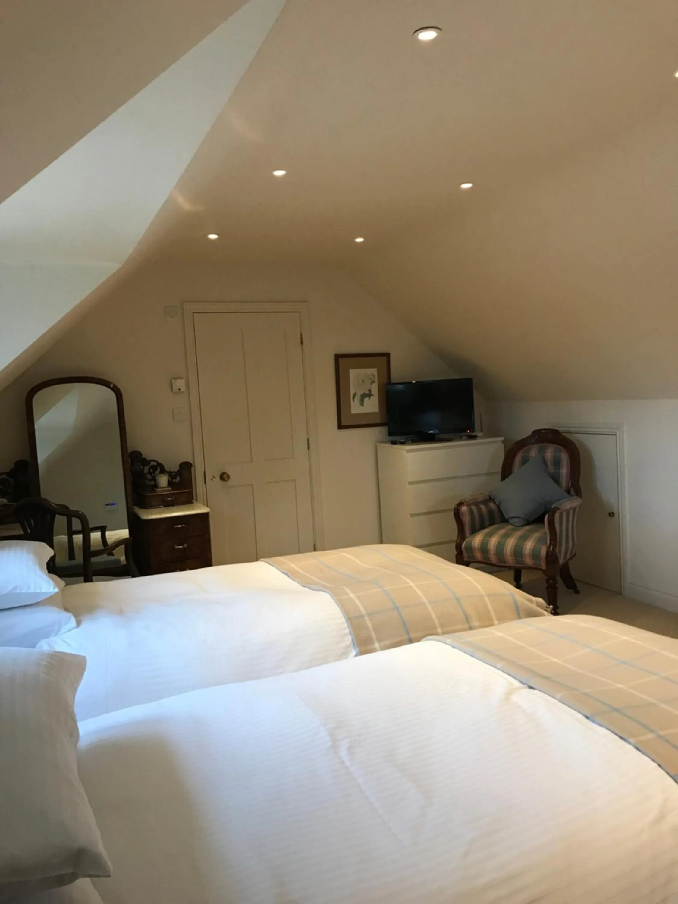 Bed in The Countryside Annexe