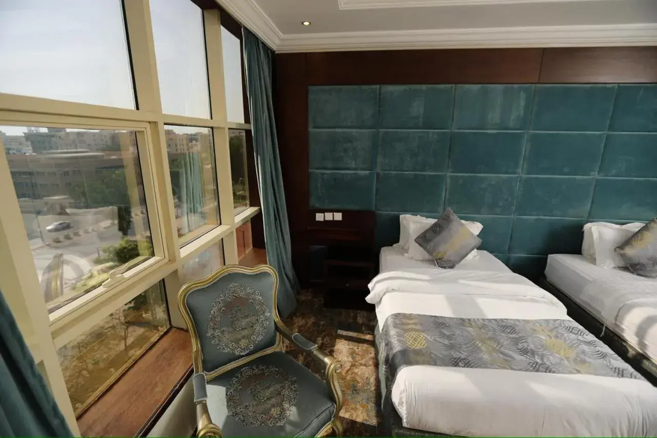 Bed in Three Points Al Salama Bed in Three Points Al Salama