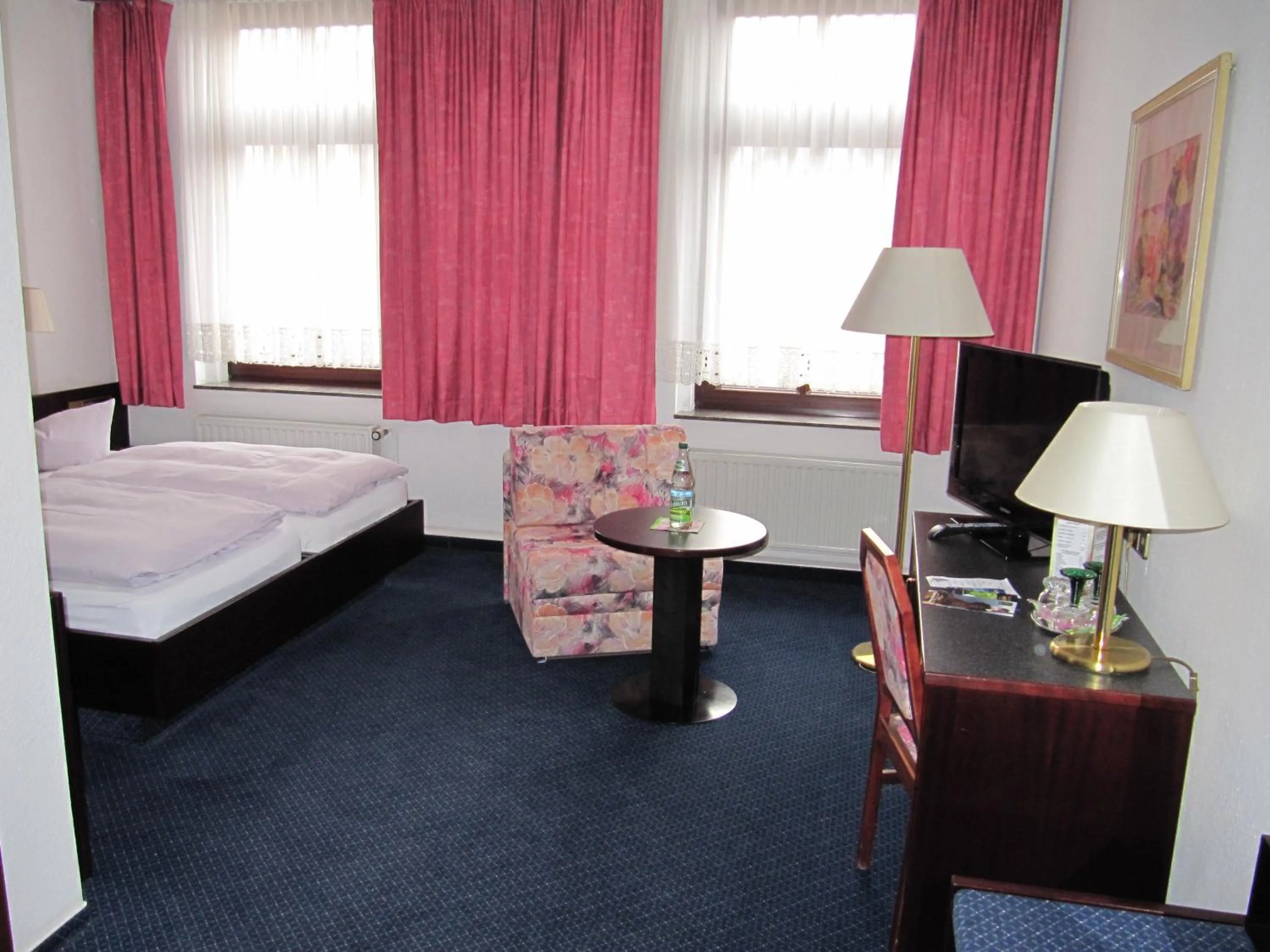 Photo of the whole room, Bed in Hotel Wettin