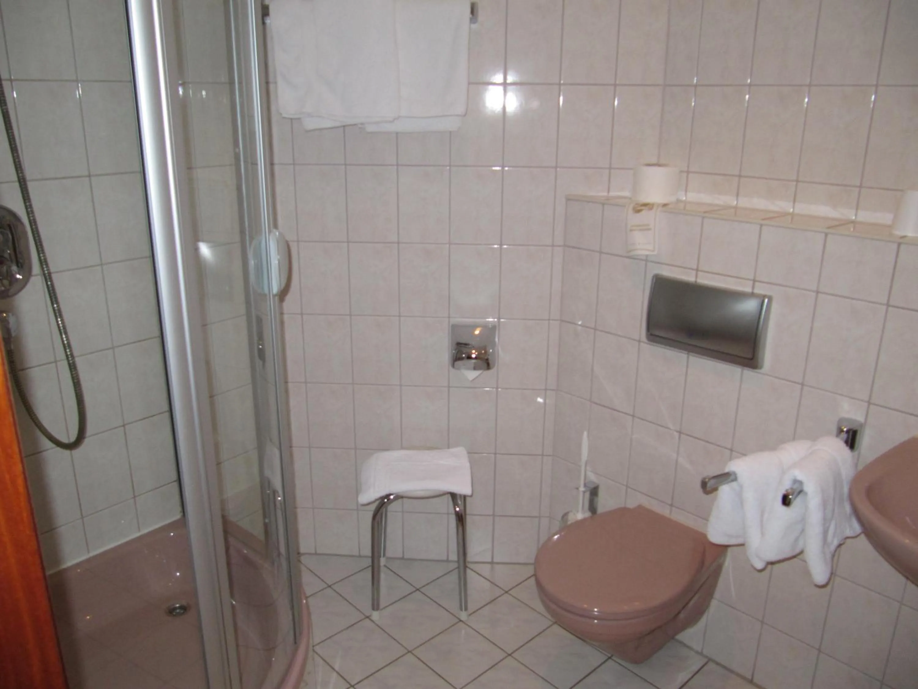 Bathroom in Hotel Wettin