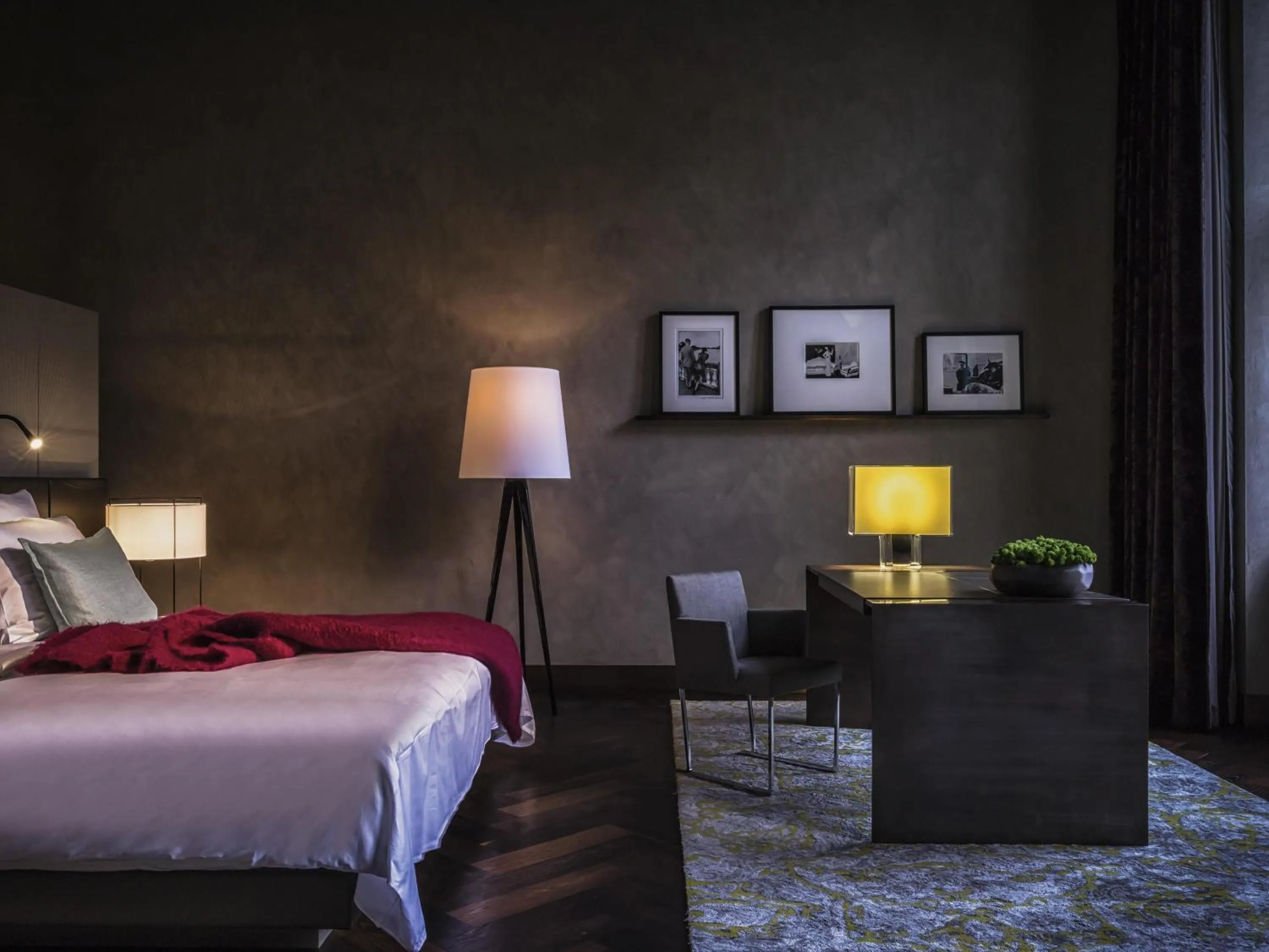 Bedroom, Bed in SO/ Berlin Das Stue