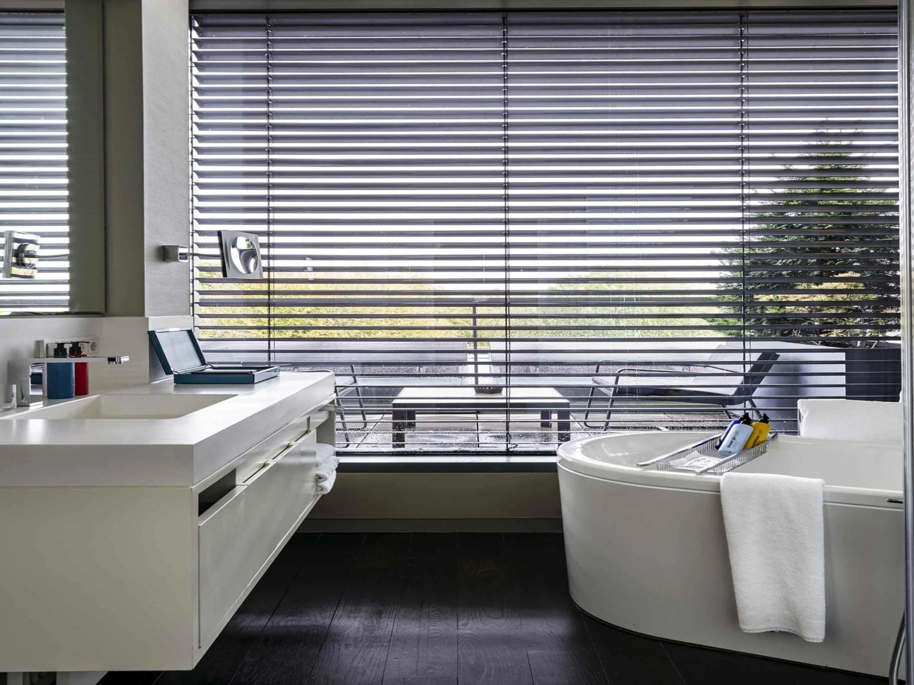 Bedroom in SO/ Berlin Das Stue