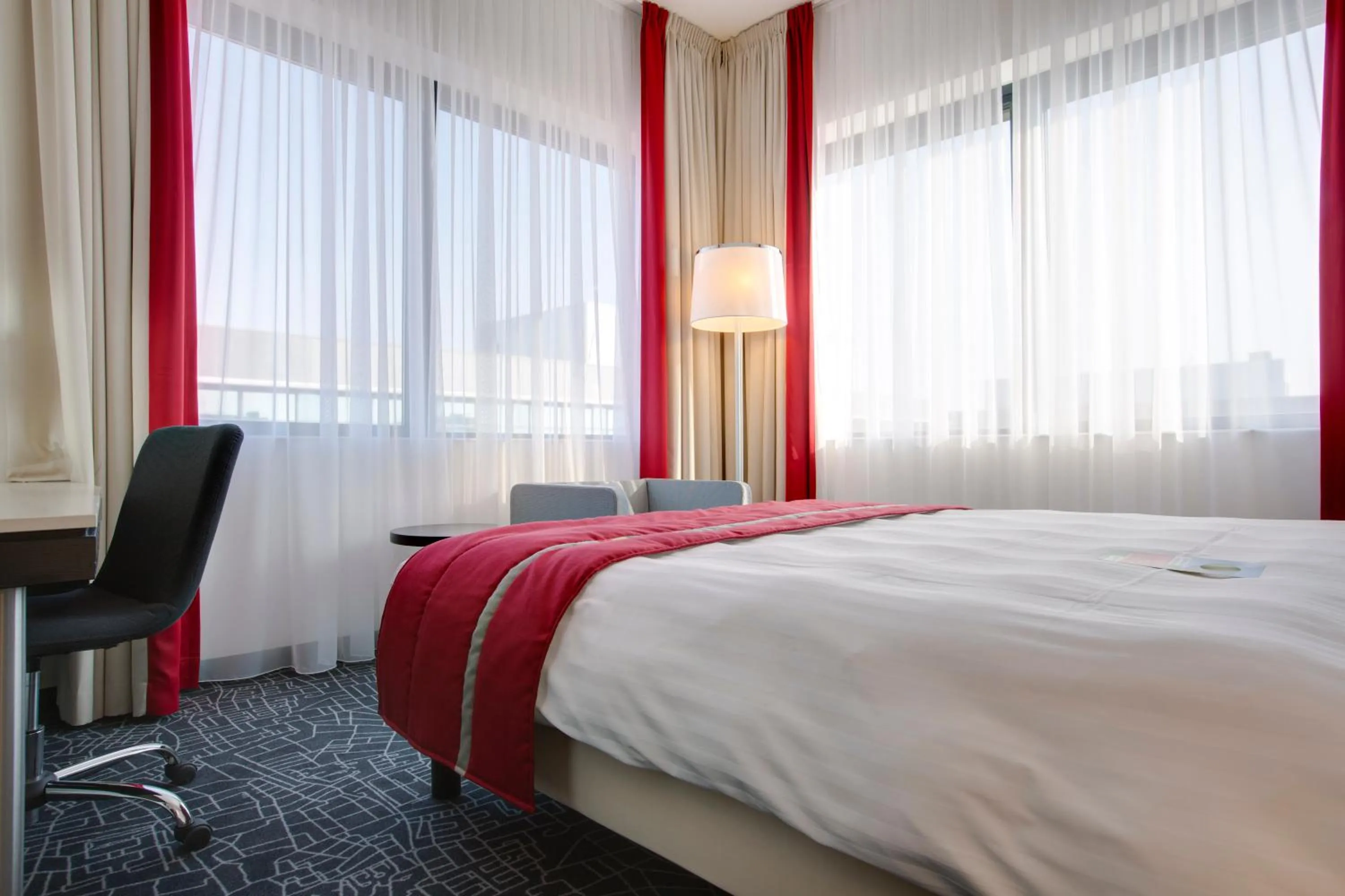 Bed in Park Inn By Radisson Amsterdam Airport Schiphol