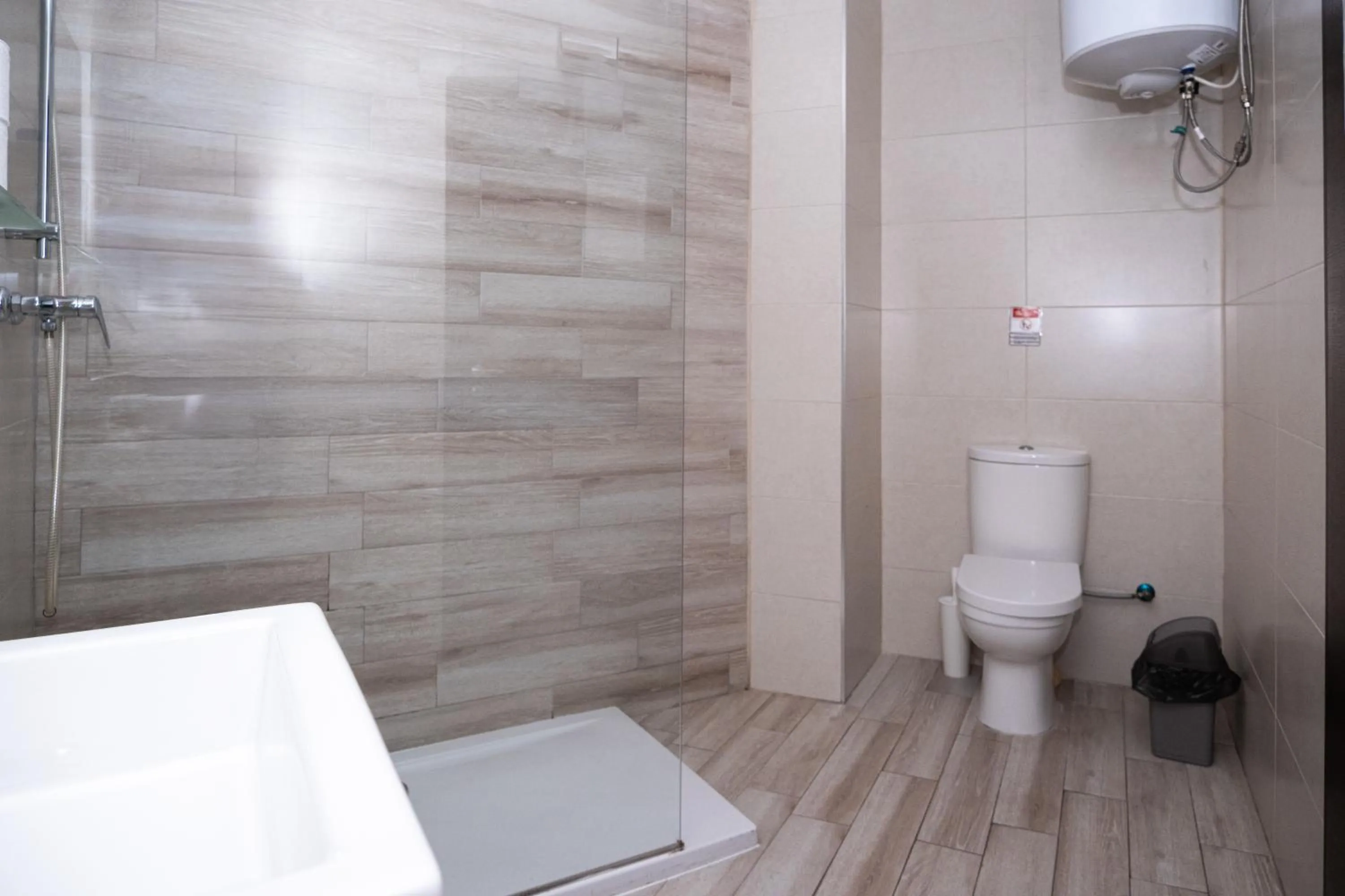 Toilet in Napoli Suites Studios Aparthotel