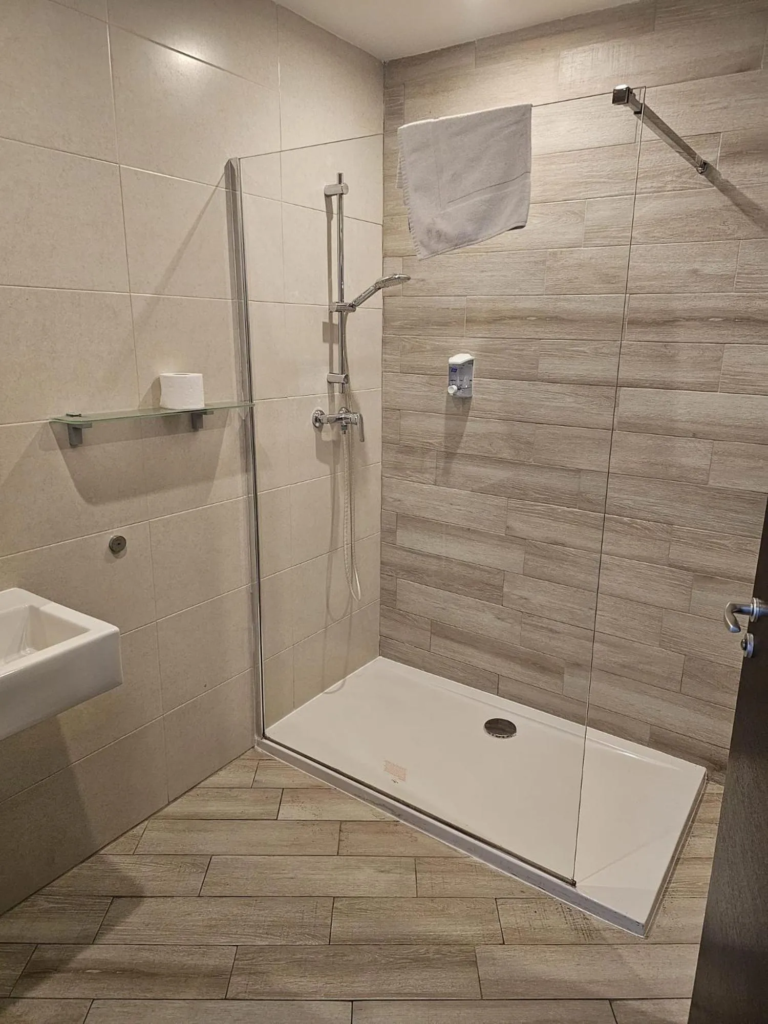 Napoli Suites Studios Aparthotel