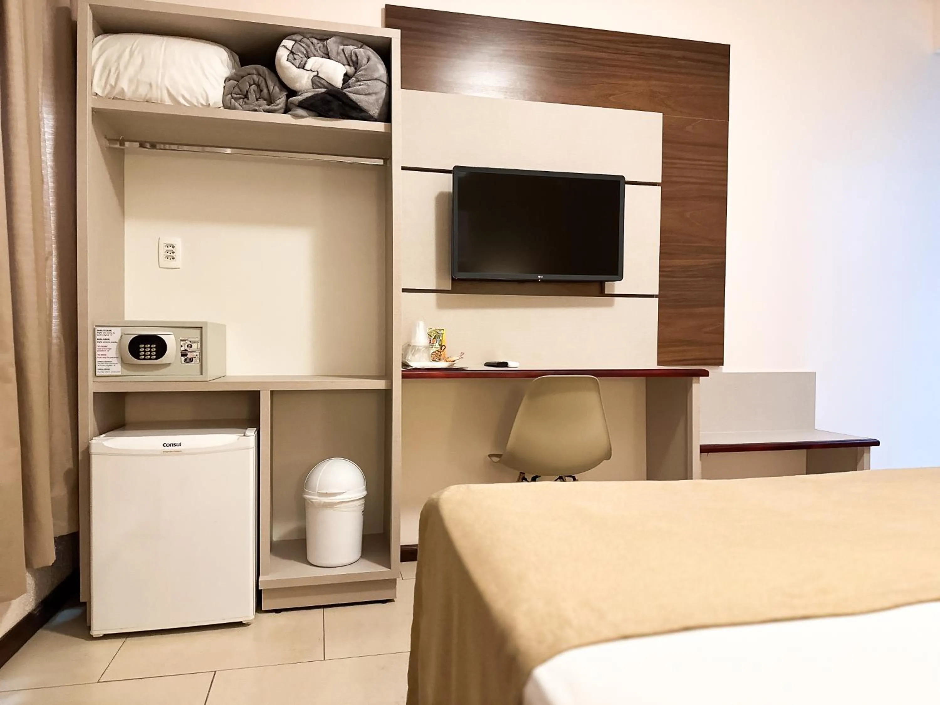 Bedroom, Bed in San Rafael Comfort Class Hotel