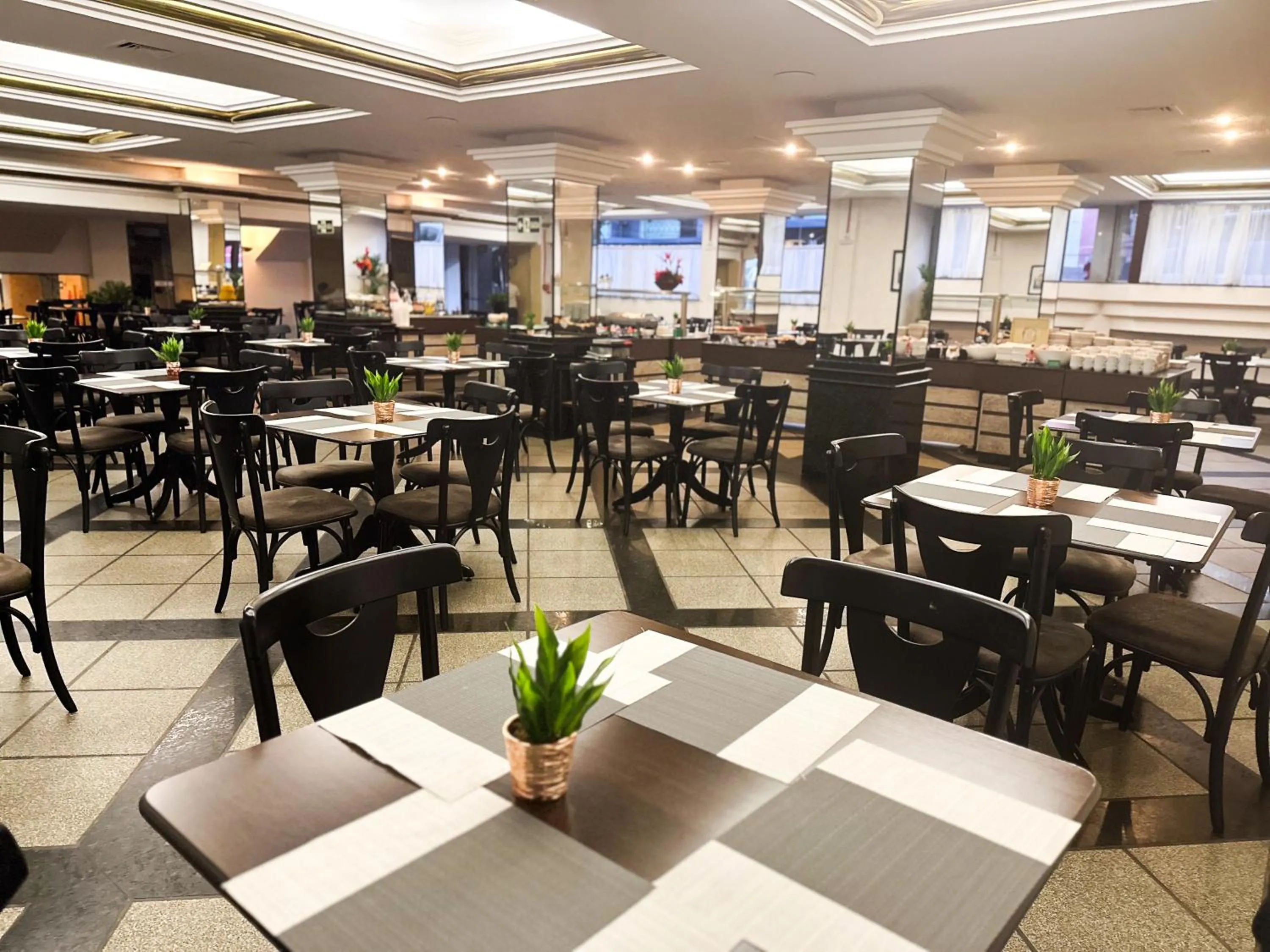 Breakfast in San Rafael Comfort Class Hotel