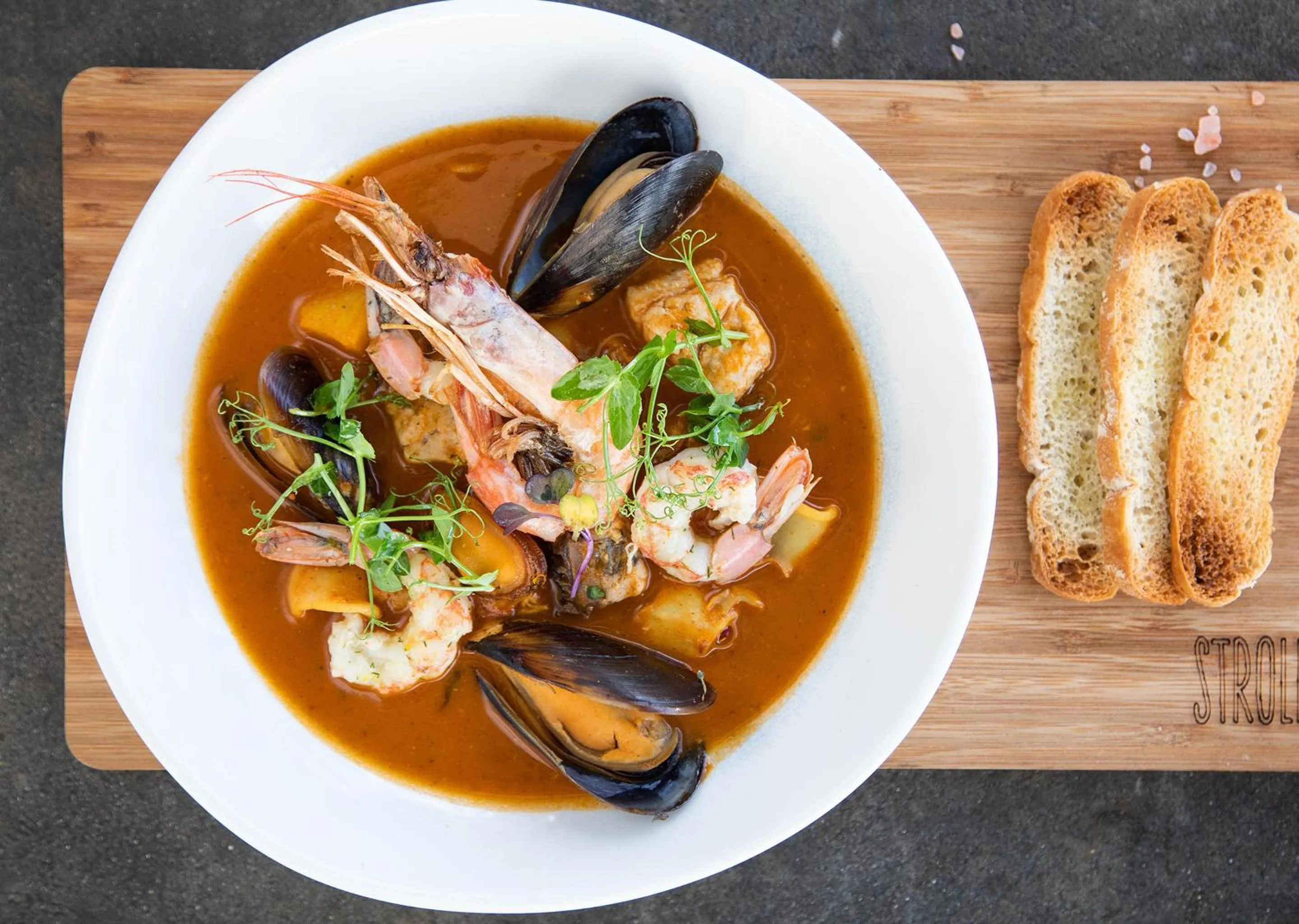 Food and drinks in Peninsula All Suite Hotel by Dream Resorts