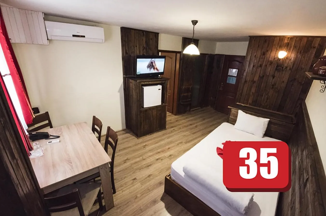 Photo of the whole room, Bed in Hotel Simona Complex