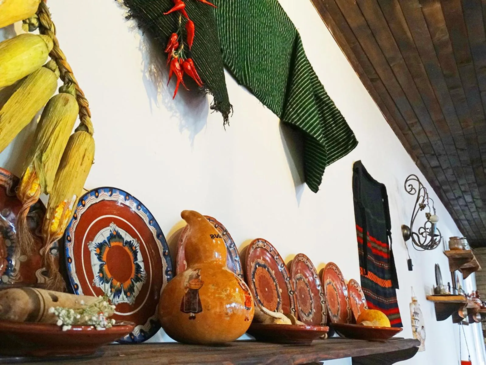 Restaurant/places to eat in Hotel Simona Complex