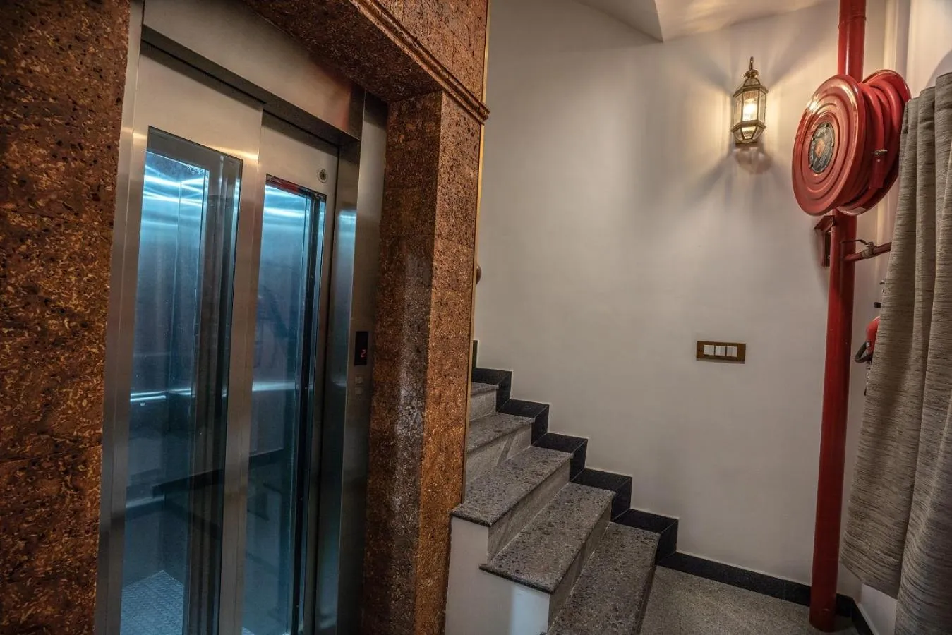 Property building in 19VillaMira