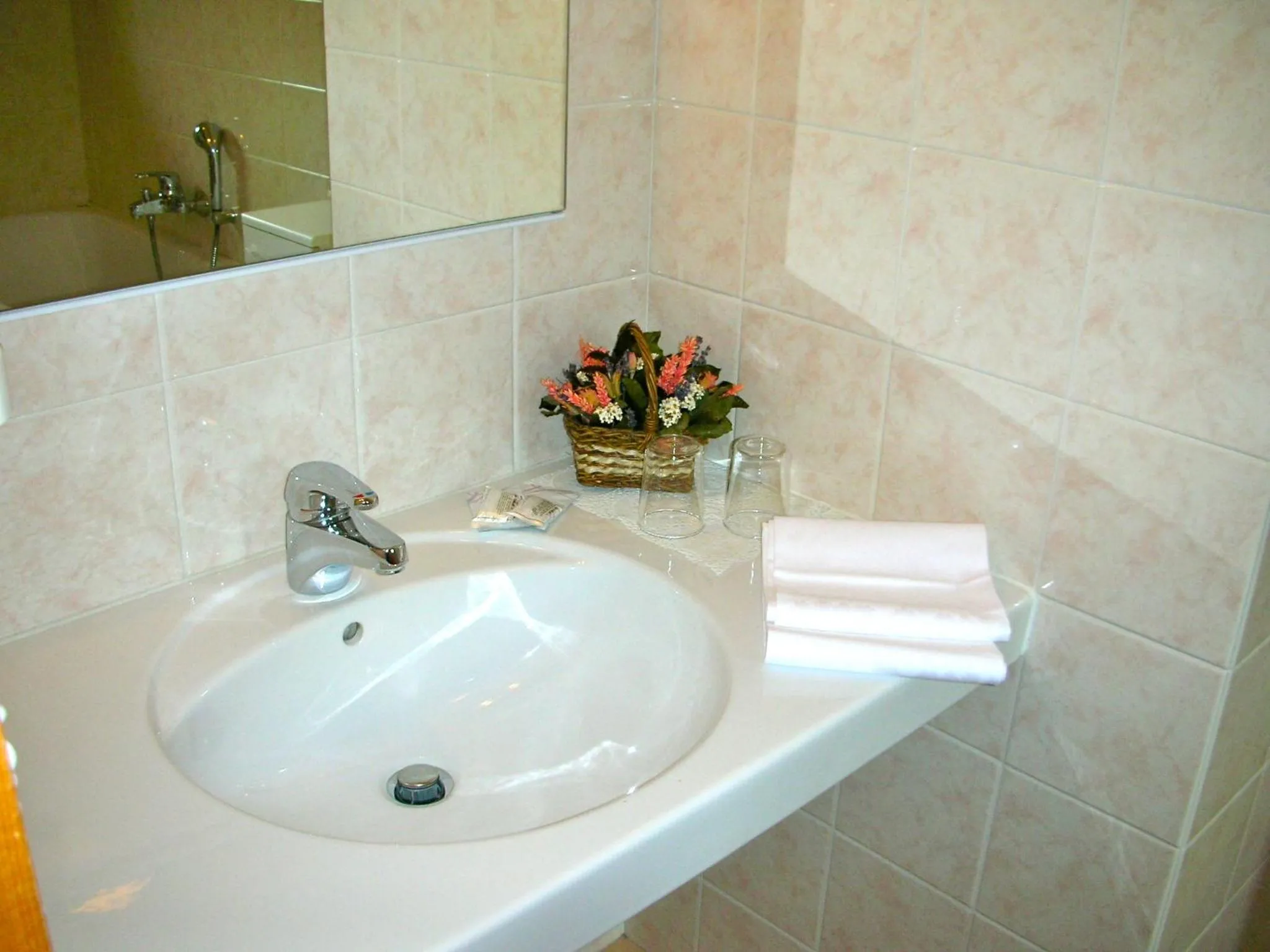 Bathroom in Hotel Villa Nevada