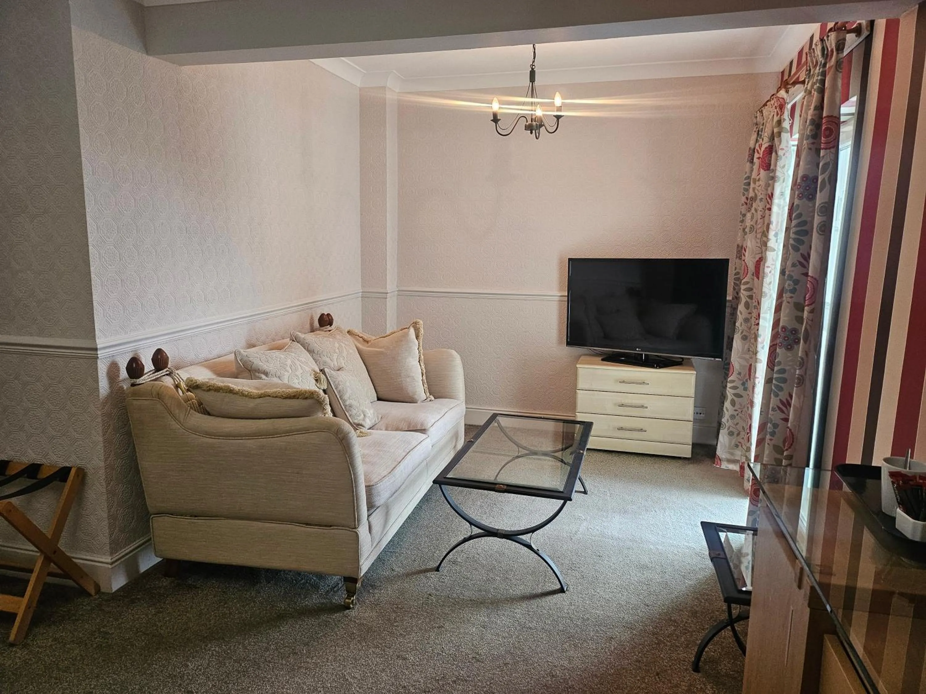 TV and multimedia in The Heritage Hotel