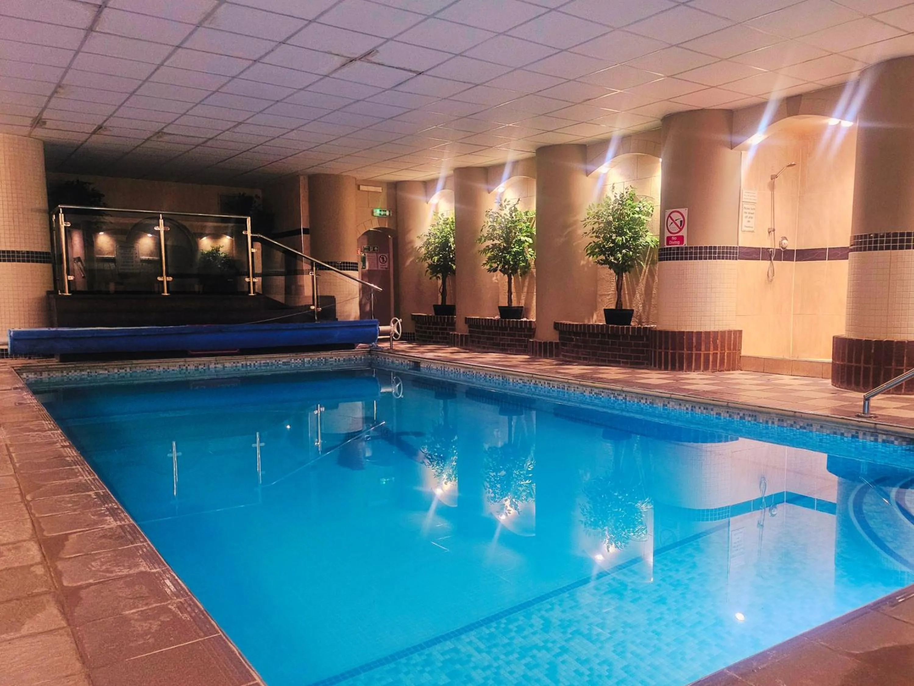 Swimming pool in The Heritage Hotel