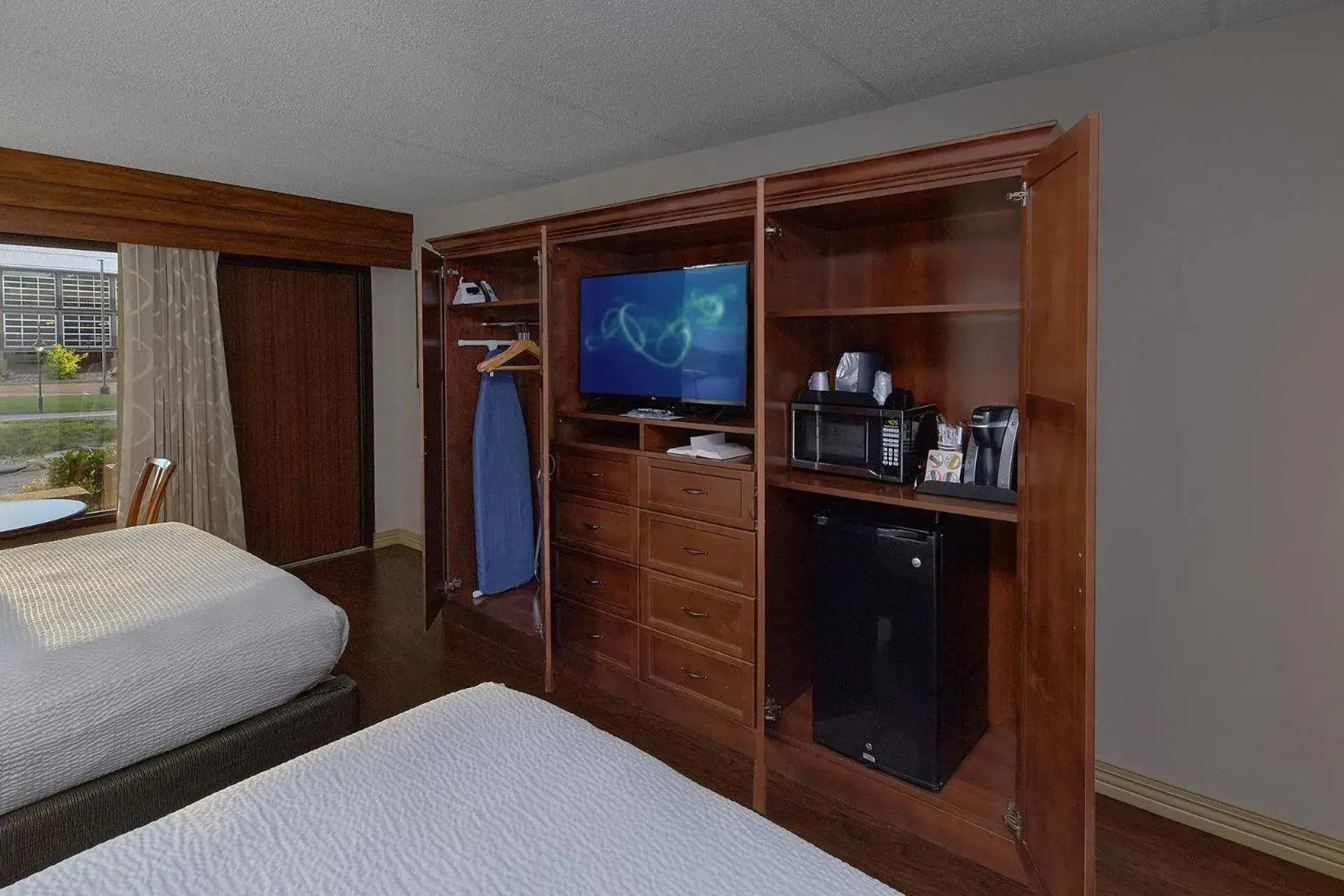 Bedroom, Bed in The Inn On The River Bedroom, Bed in The Inn On The River