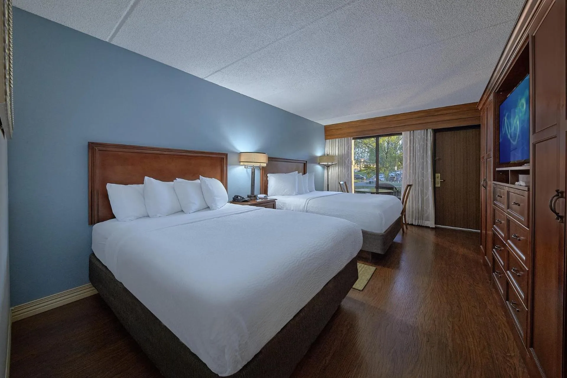 Bedroom, Bed in The Inn On The River