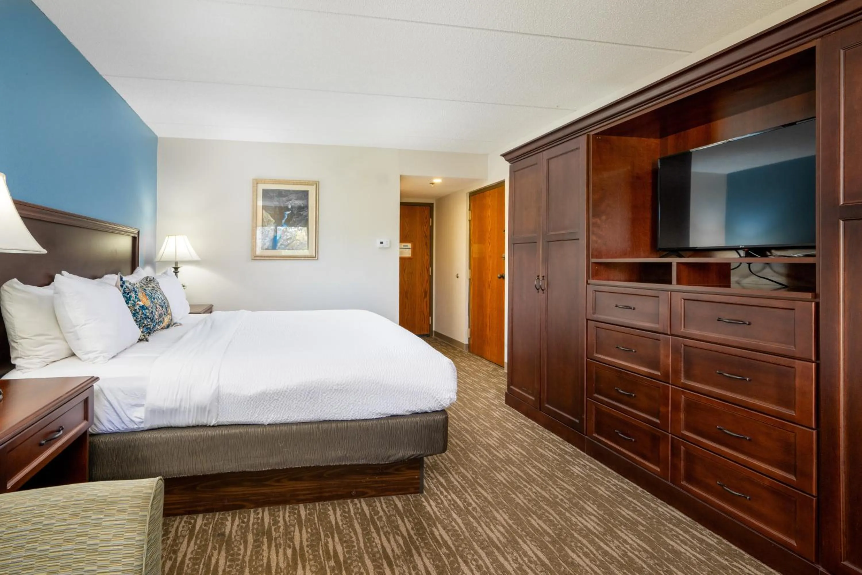 Bed in The Inn On The River