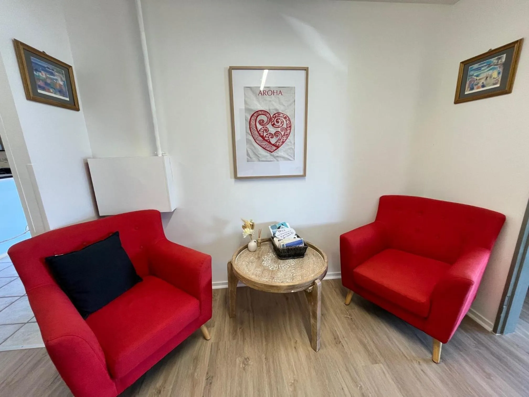 Seating area in Kaikoura Seaside lodge